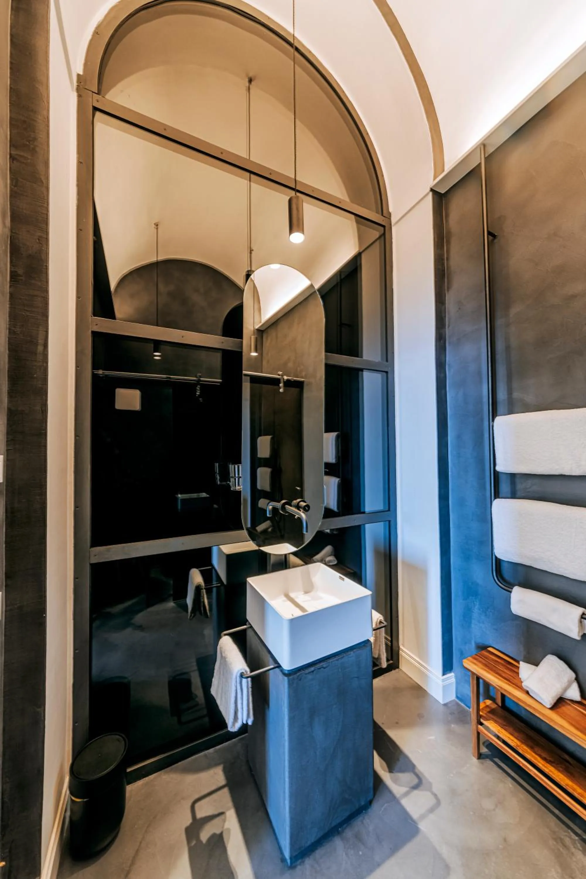 Bathroom in Ischia Lighthousehideaway