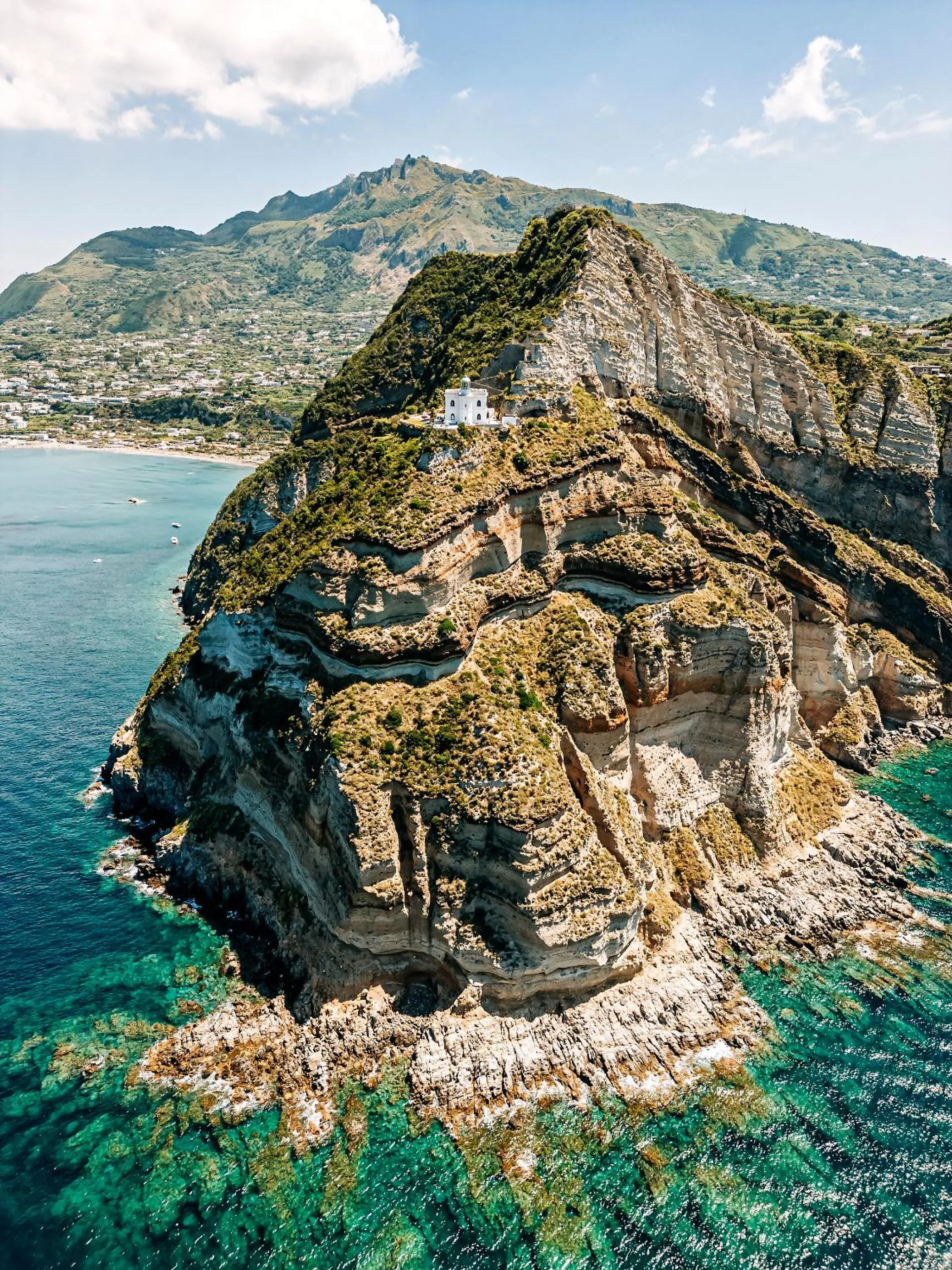 Mountain view in Ischia Lighthousehideaway