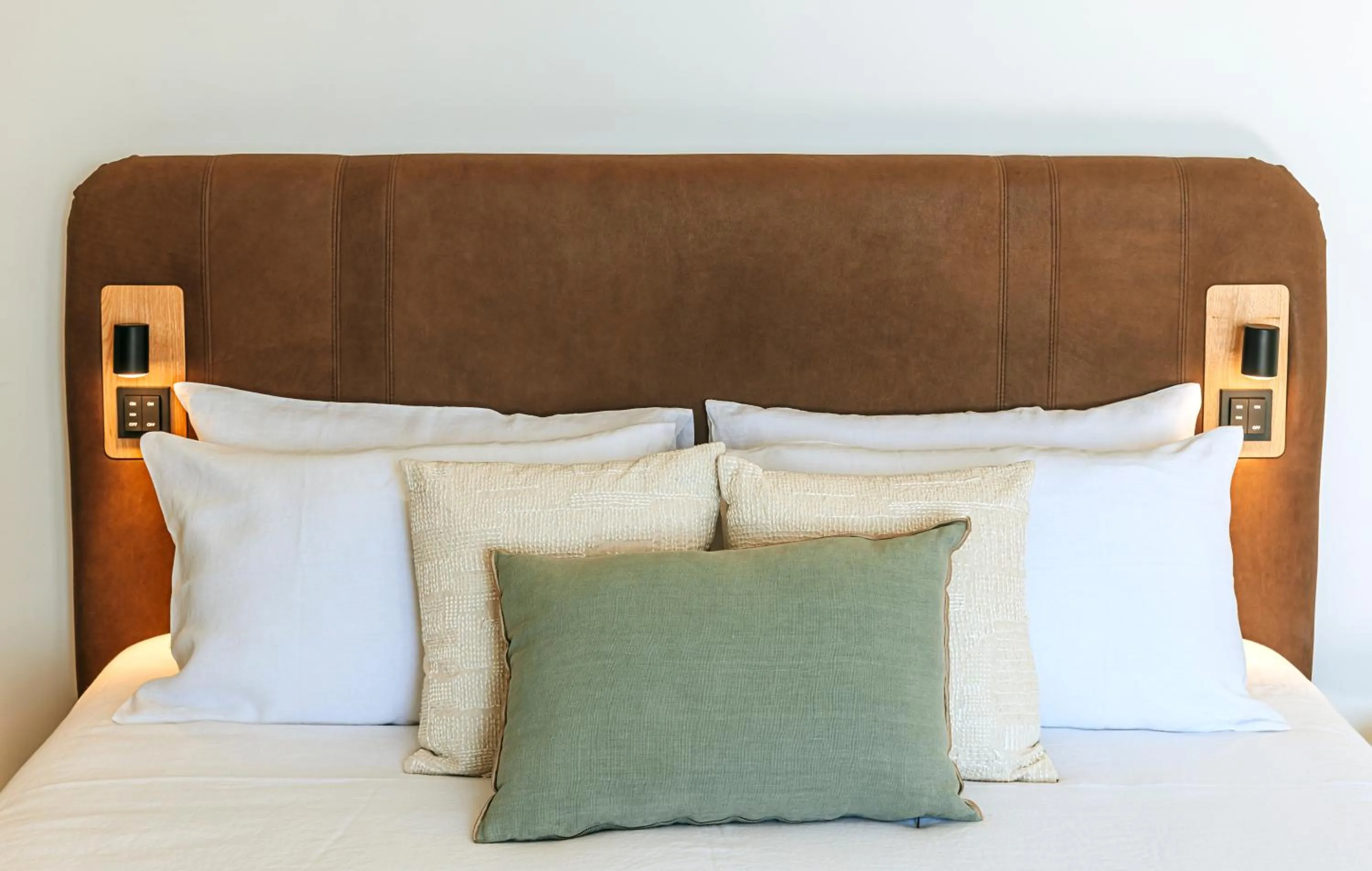 Bed in Ischia Lighthousehideaway