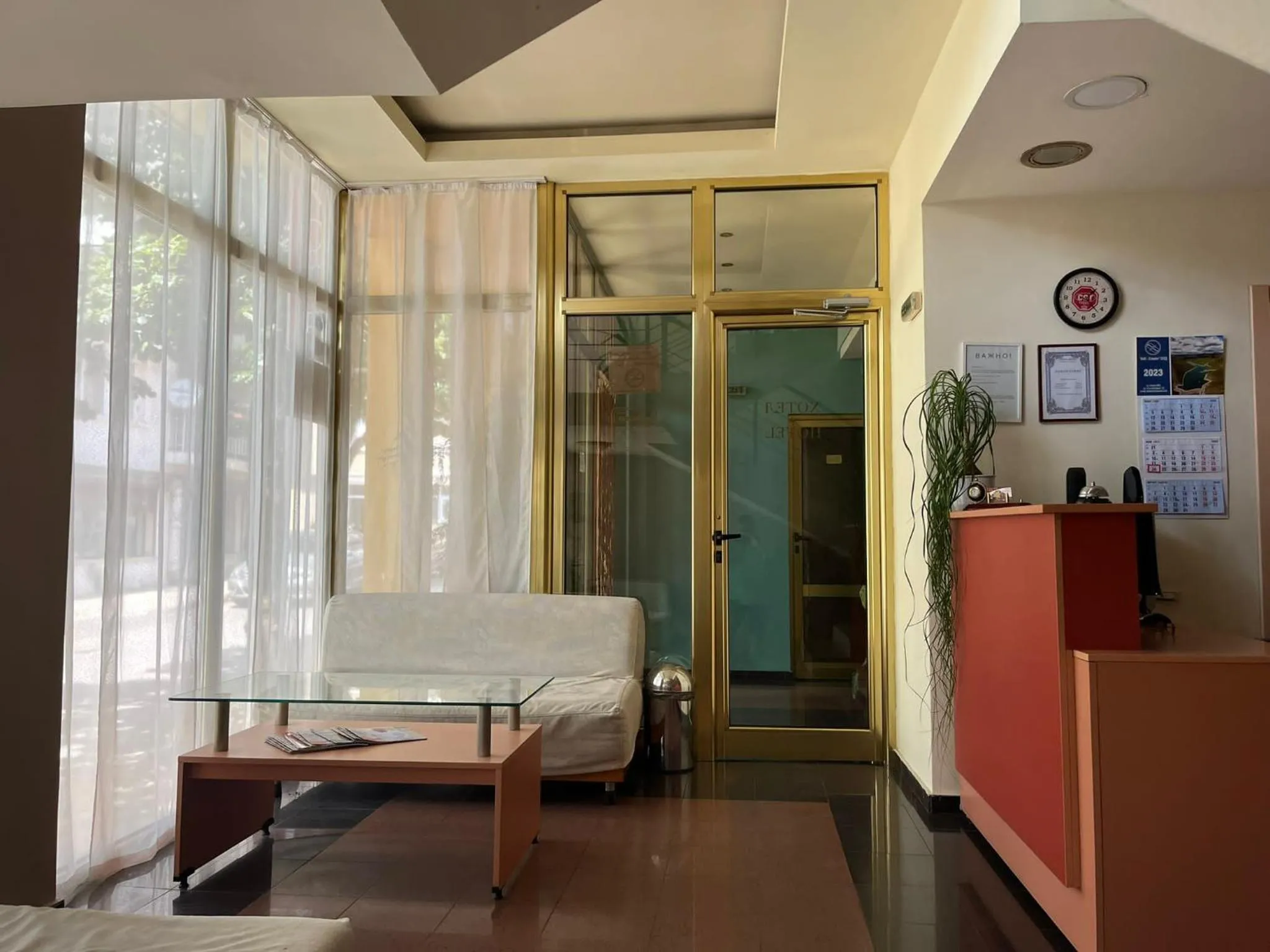 Lobby or reception, Bed in HOTEL KREDO