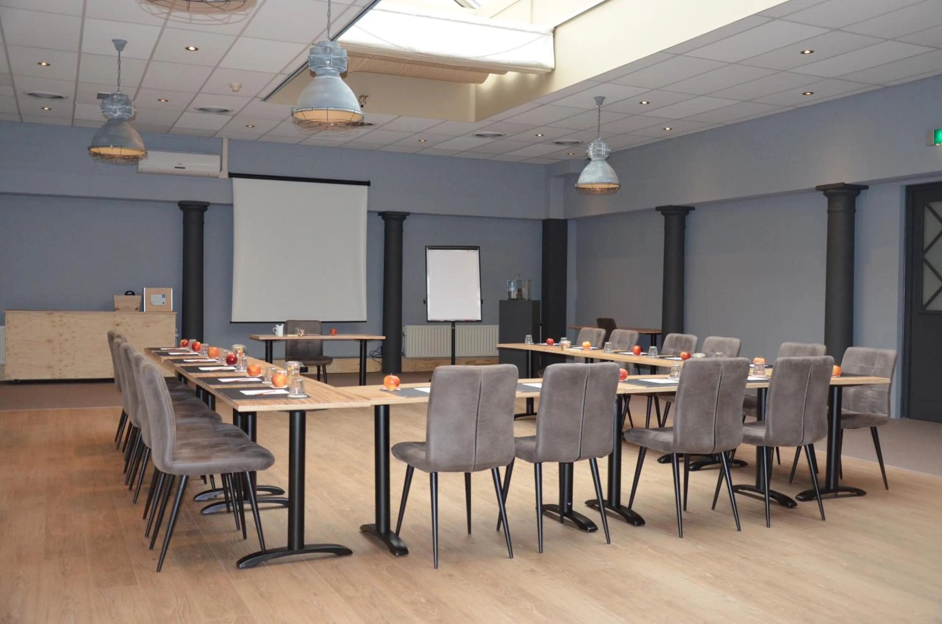 Meeting/conference room in Fletcher Hotel-Restaurant De Reiskoffer