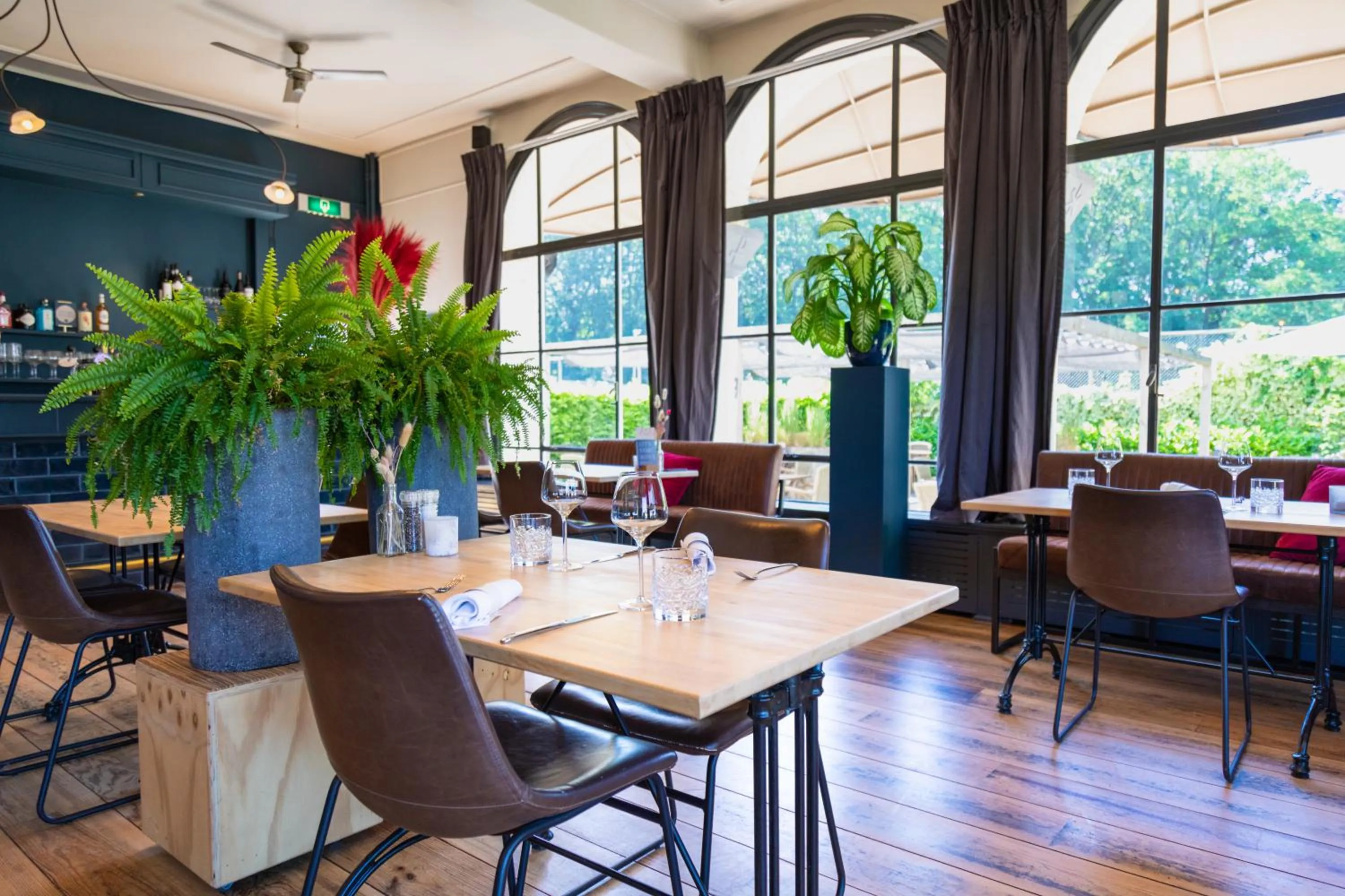 Restaurant/places to eat in Fletcher Hotel-Restaurant De Reiskoffer