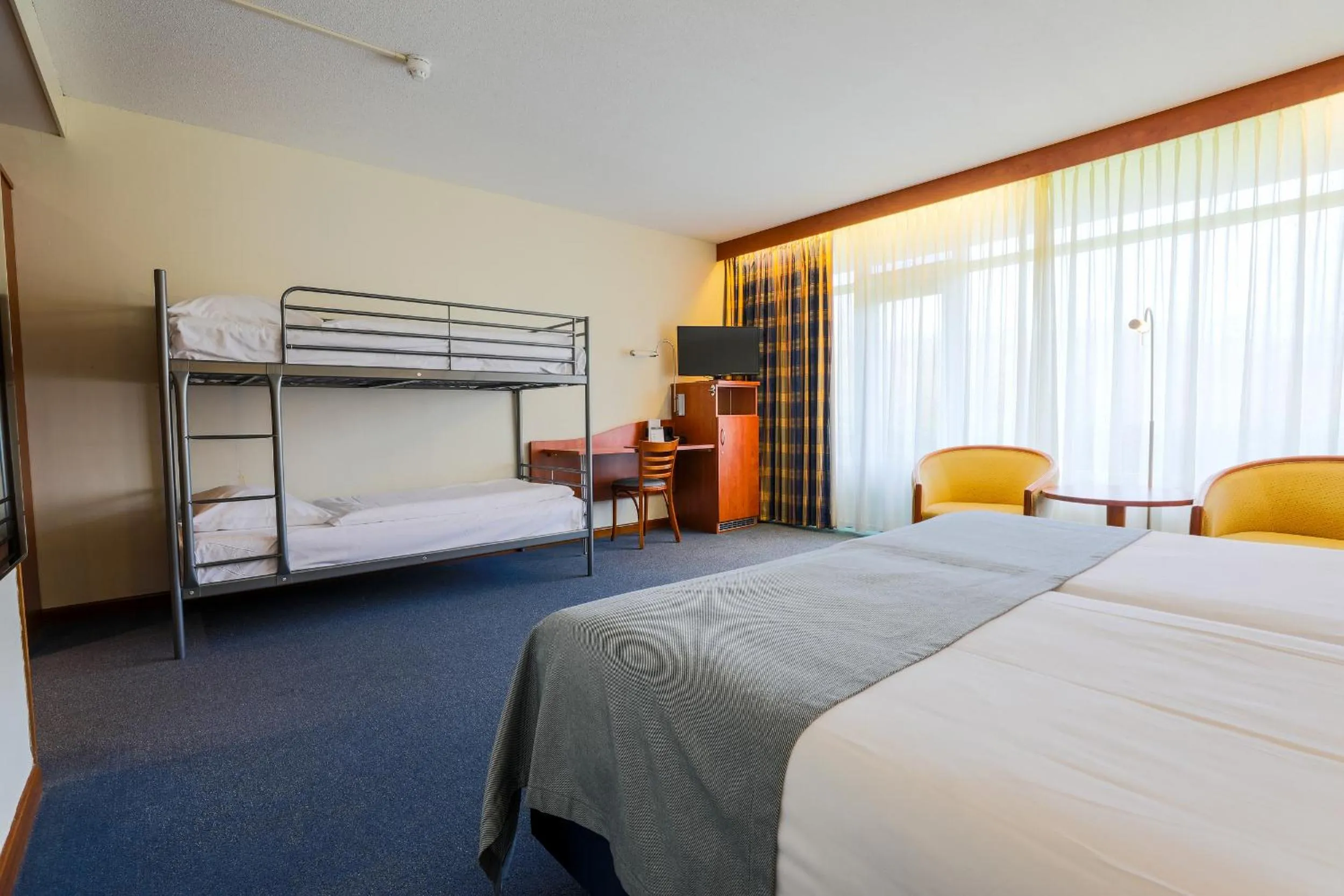 Photo of the whole room, Bed in Fletcher Hotel-Restaurant De Reiskoffer