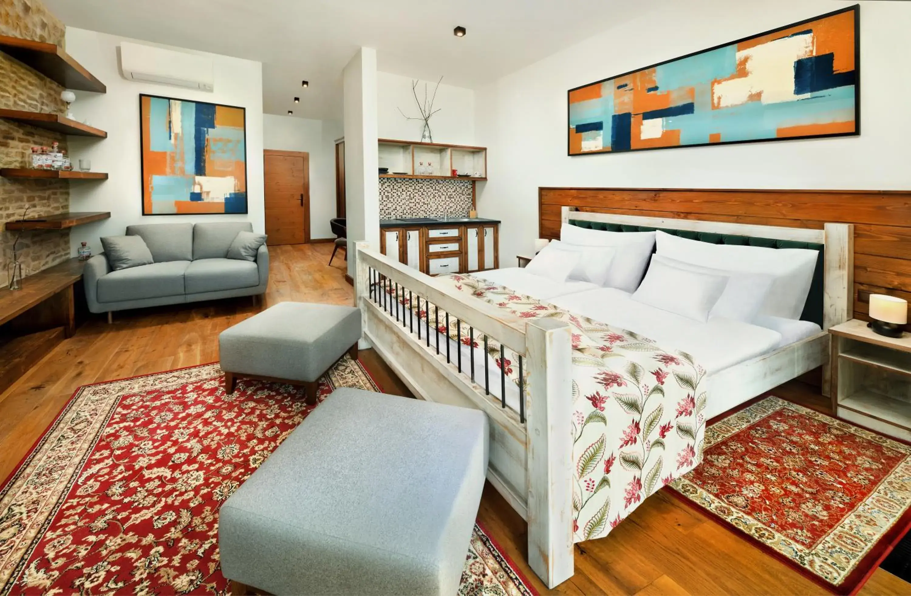 Studio with Balcony in Castle Distillery Studio with Balcony in Castle Distillery