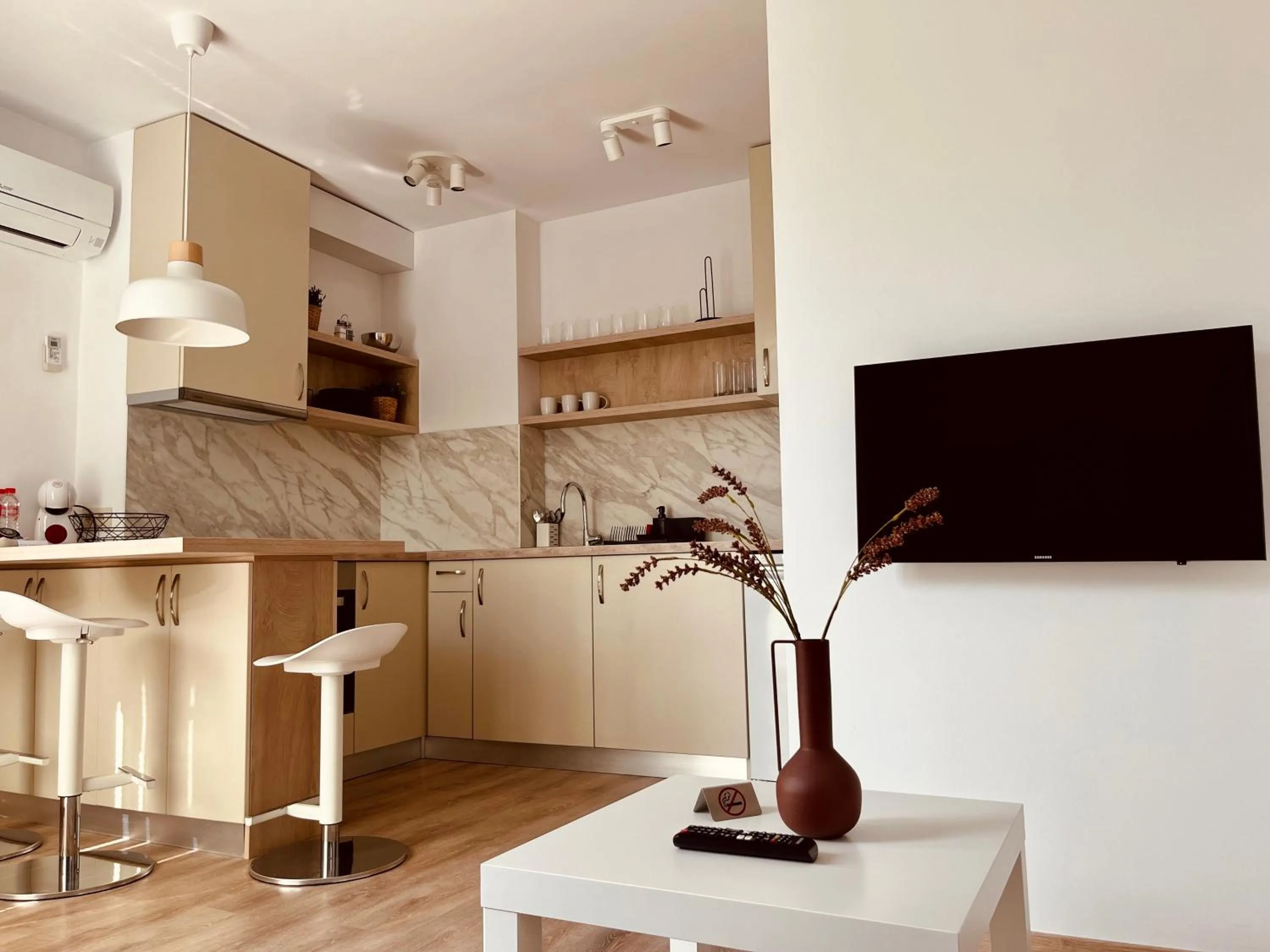 Apart-Hotels-Sofia, AHS