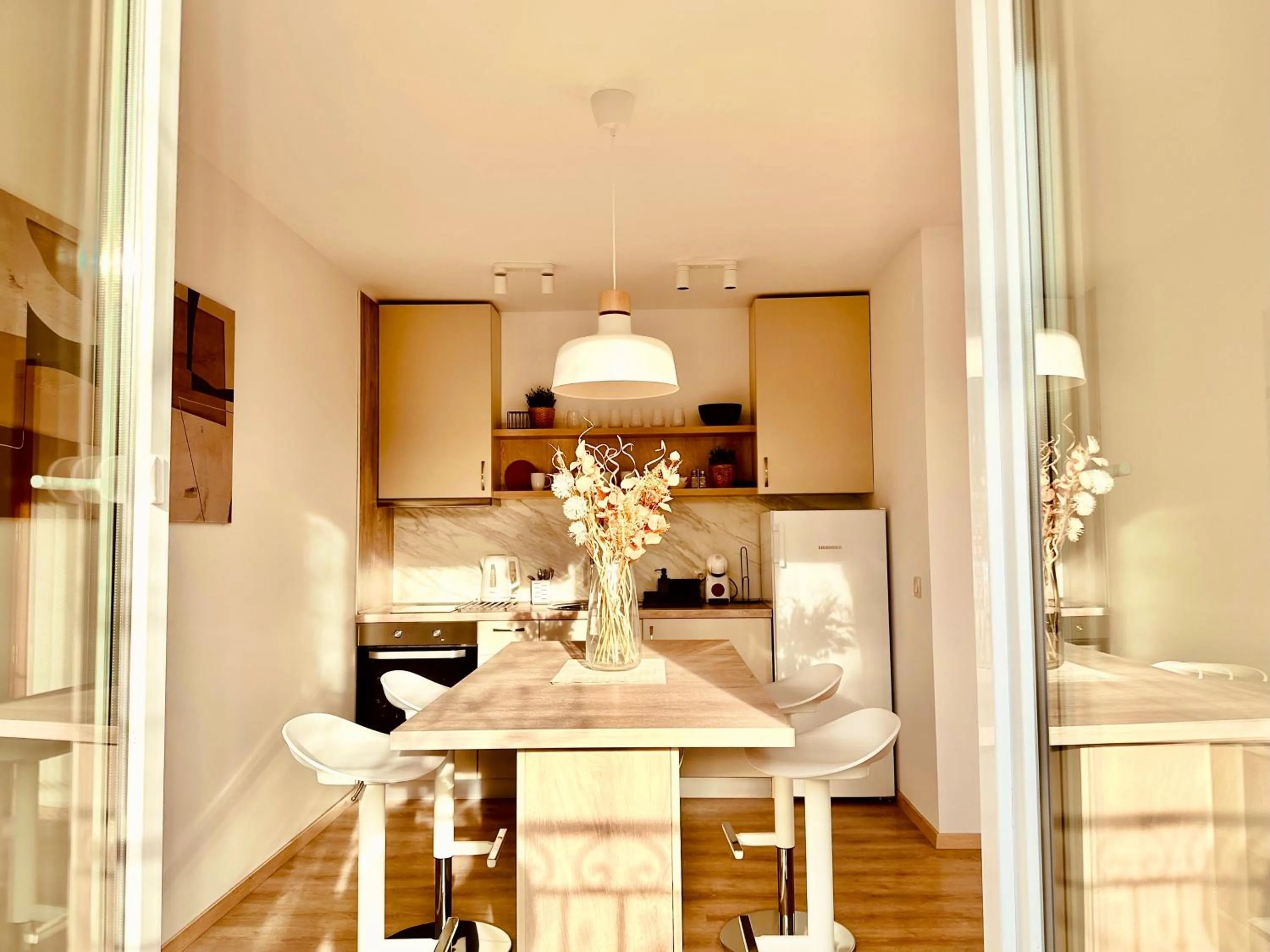 Apart-Hotels-Sofia, AHS