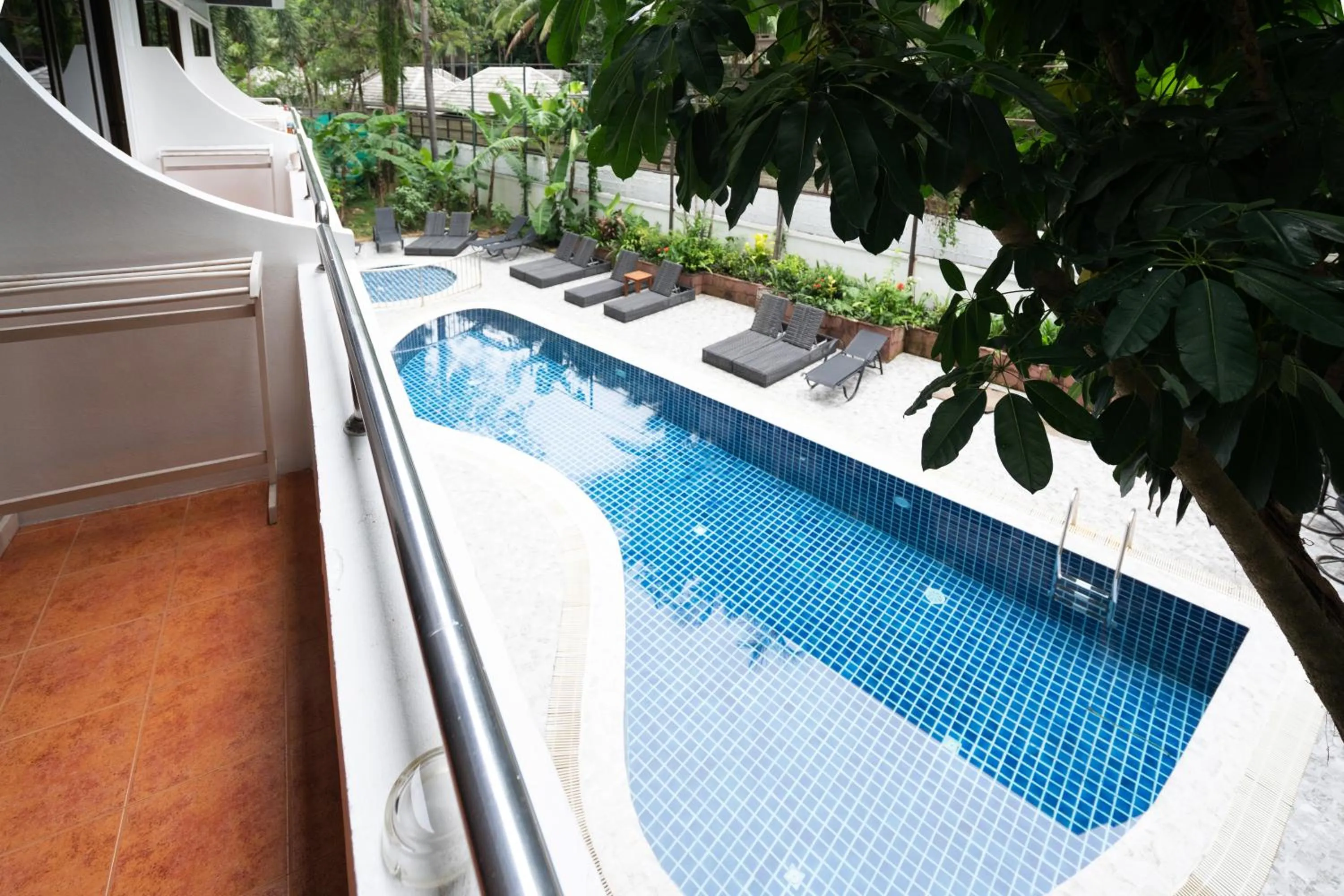 Pool view in Patong Central Residence & Apartment