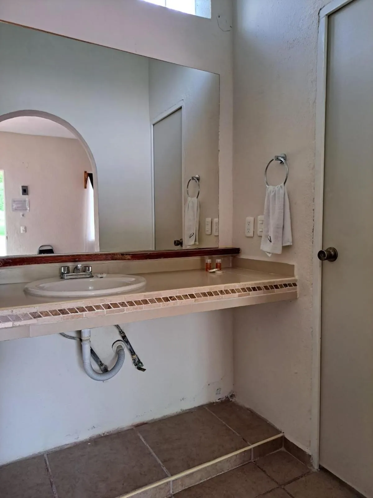 La Ilusión Hotel Campestre y Balneario