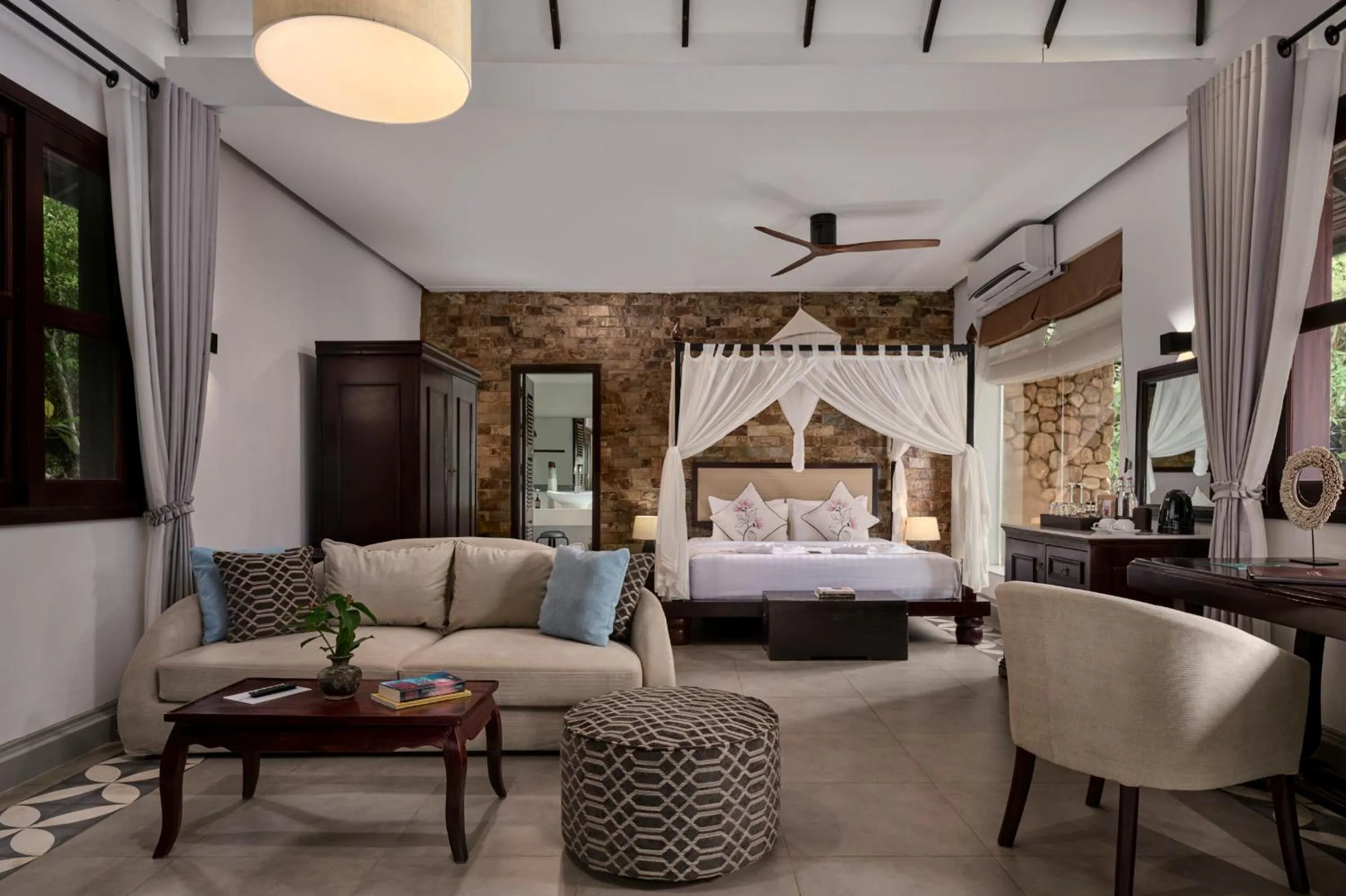 Bed in Samanea Beach Resort & Spa