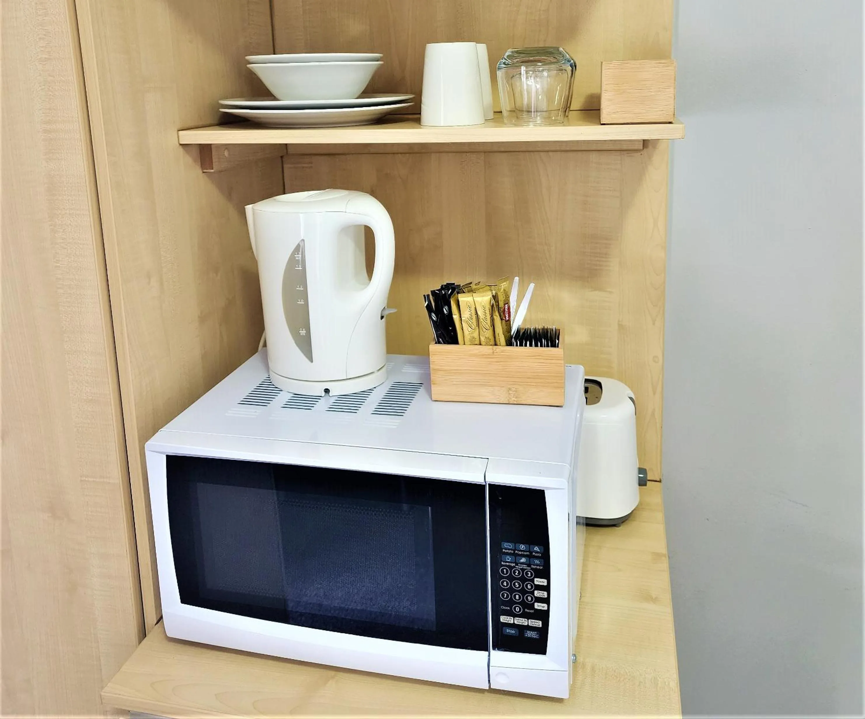 Coffee/tea facilities in Gundagai Motel