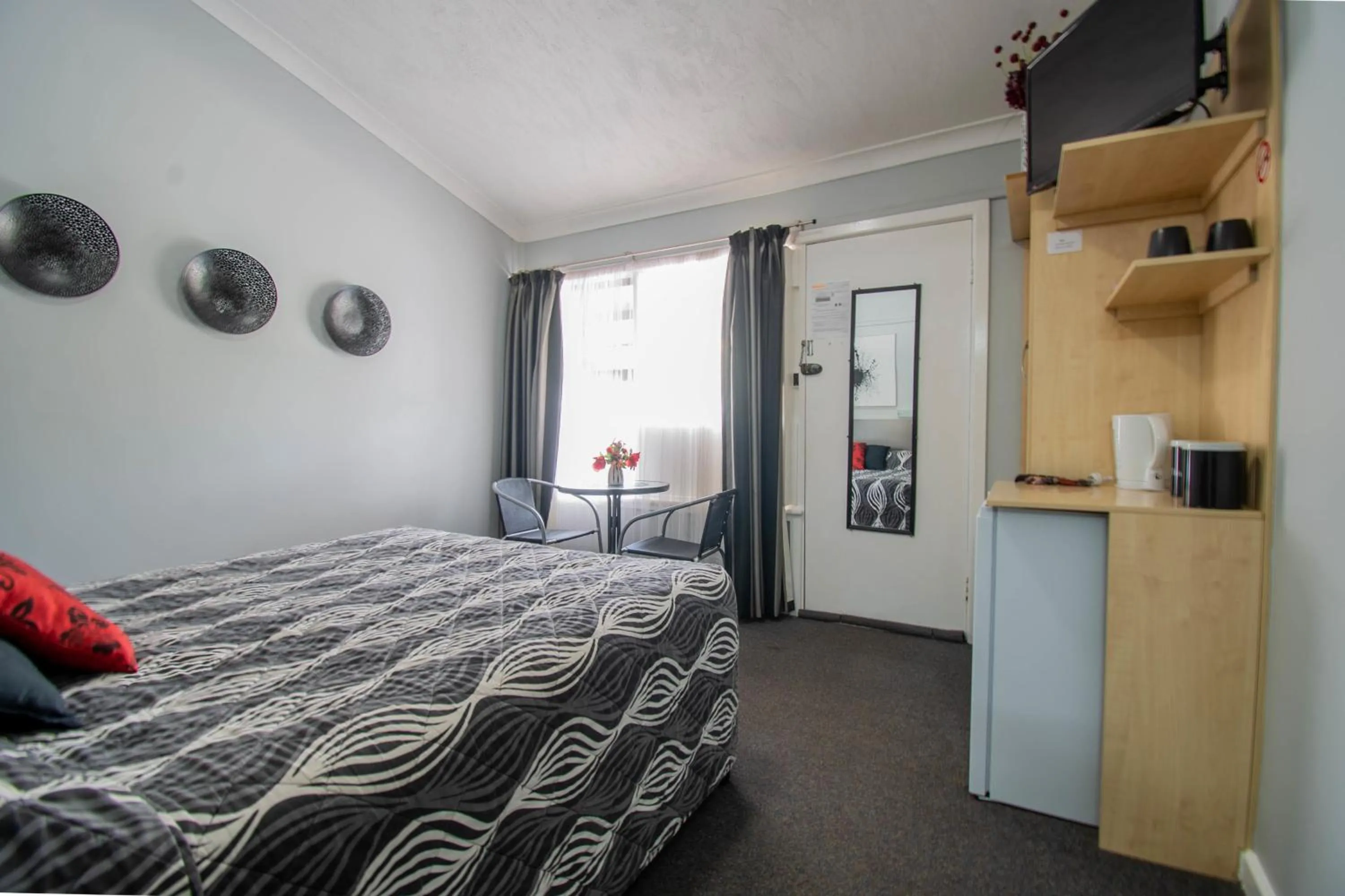 Bed in Gundagai Motel