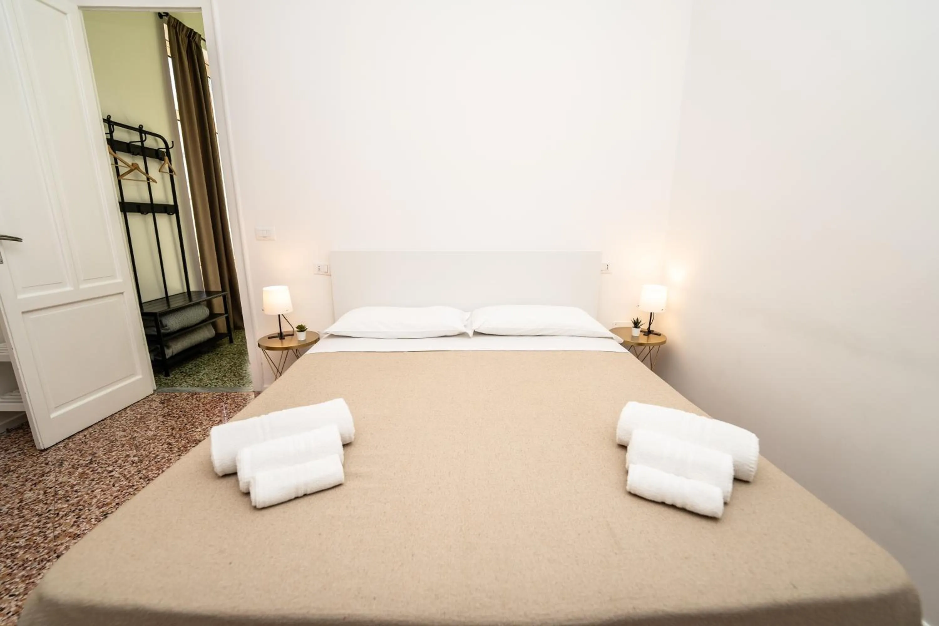 Bed in Valguarnera Studio Apartments