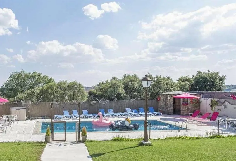 Garden in La Pedriza LA CASA DEL GALAPAGAR