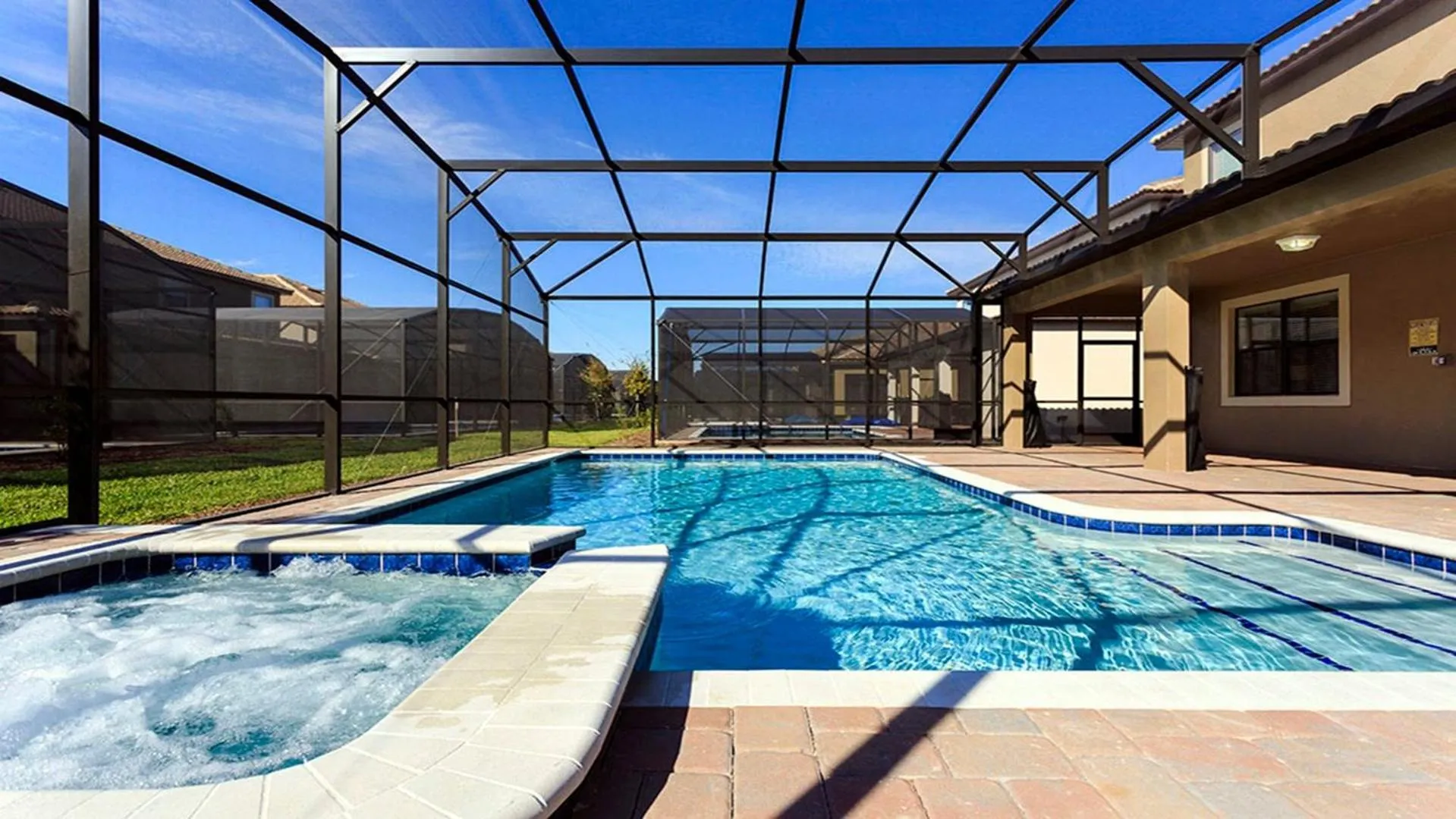Swimming pool in Disney Getaway: Pool, Spa, Games, Great Locale
