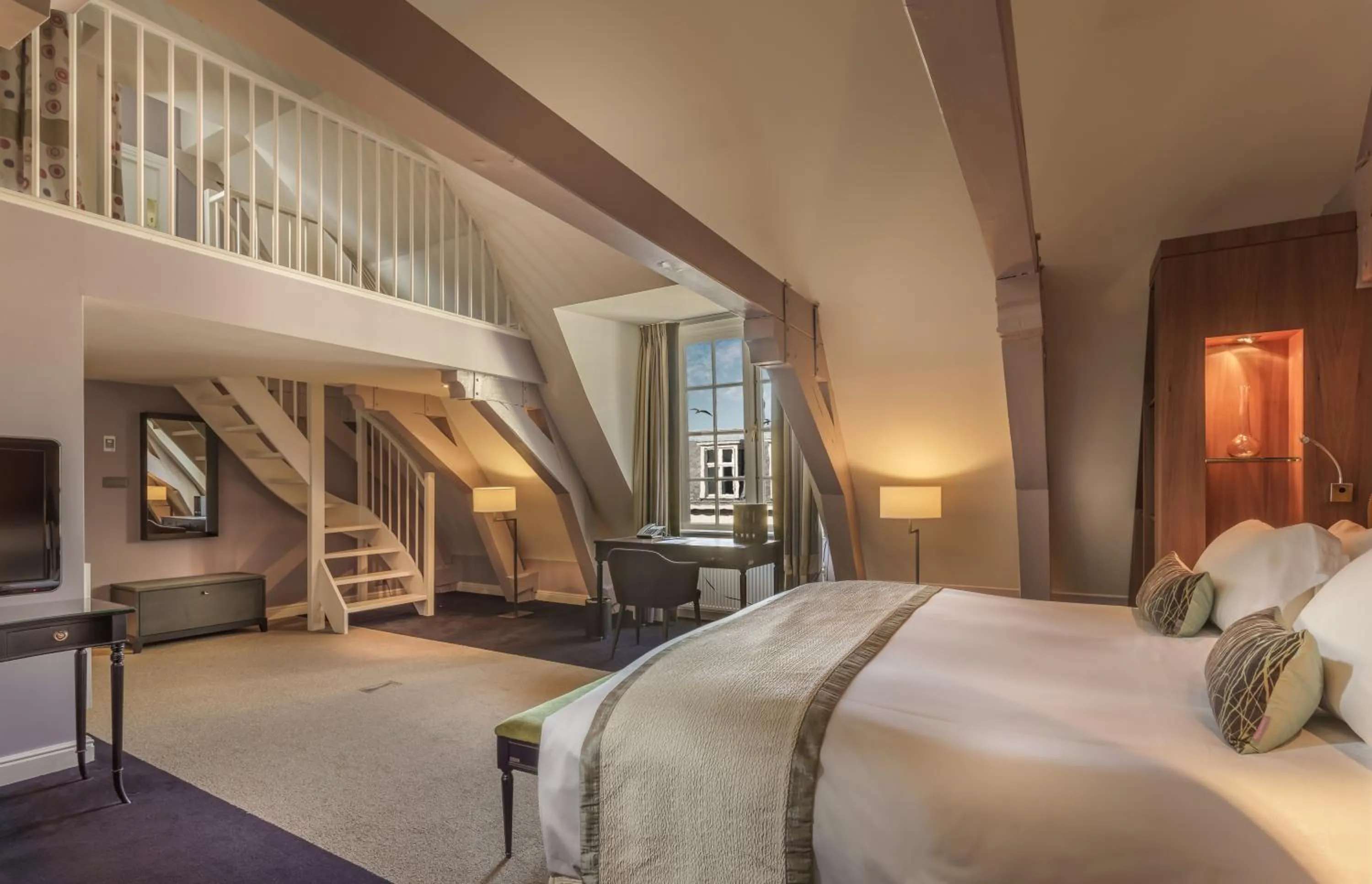 Bedroom, Bed in Sofitel Legend The Grand Amsterdam