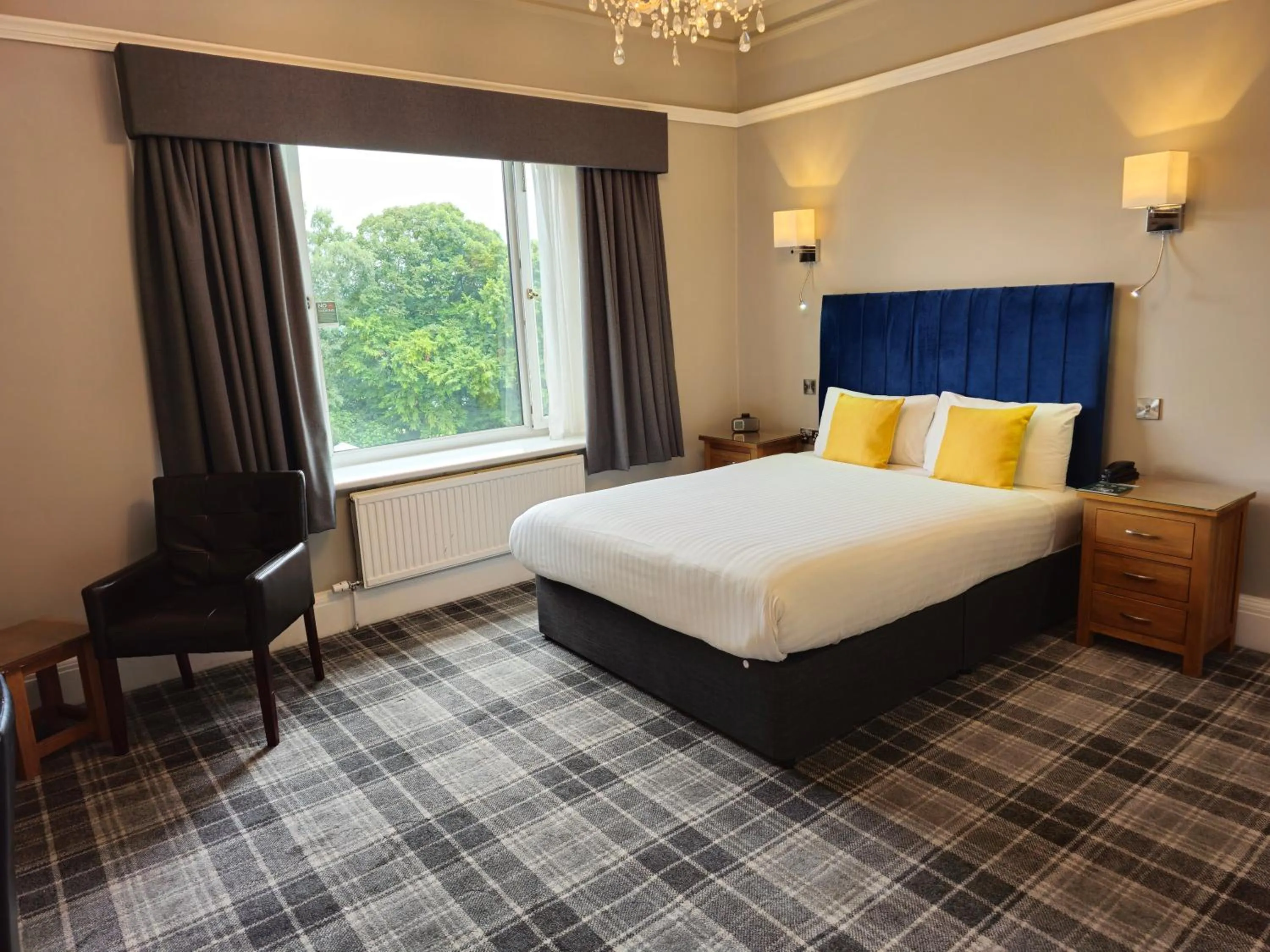 Bed in Higher Trapp Hotel