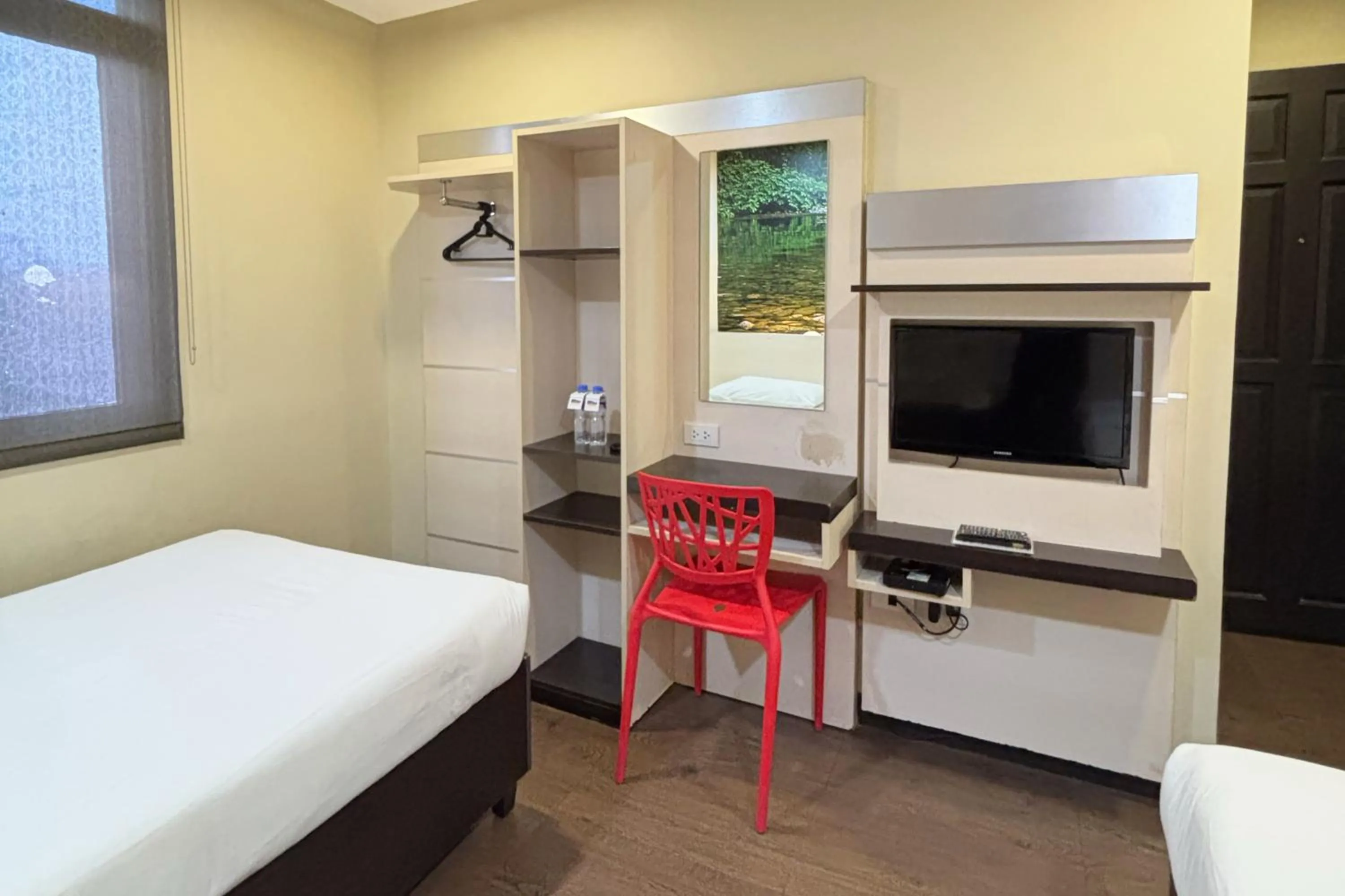 Bed in Sugbutel Family Hotel Cebu powered by Cocotel