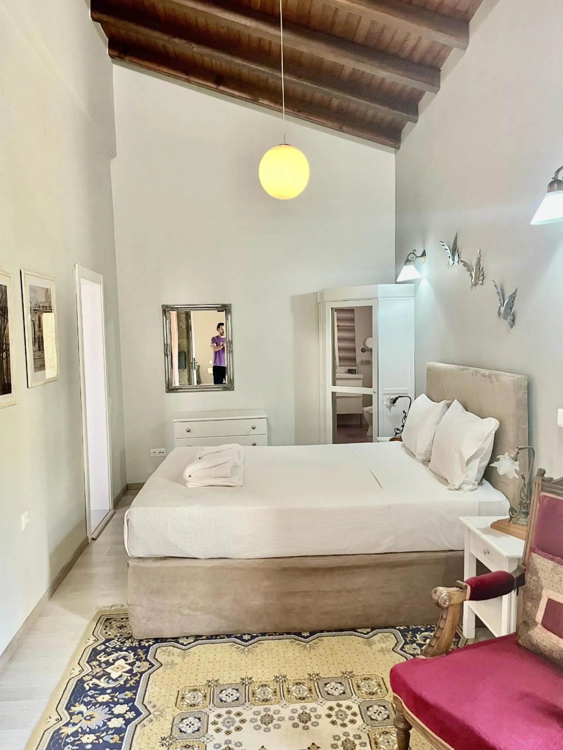 Bed in Erietta Suites