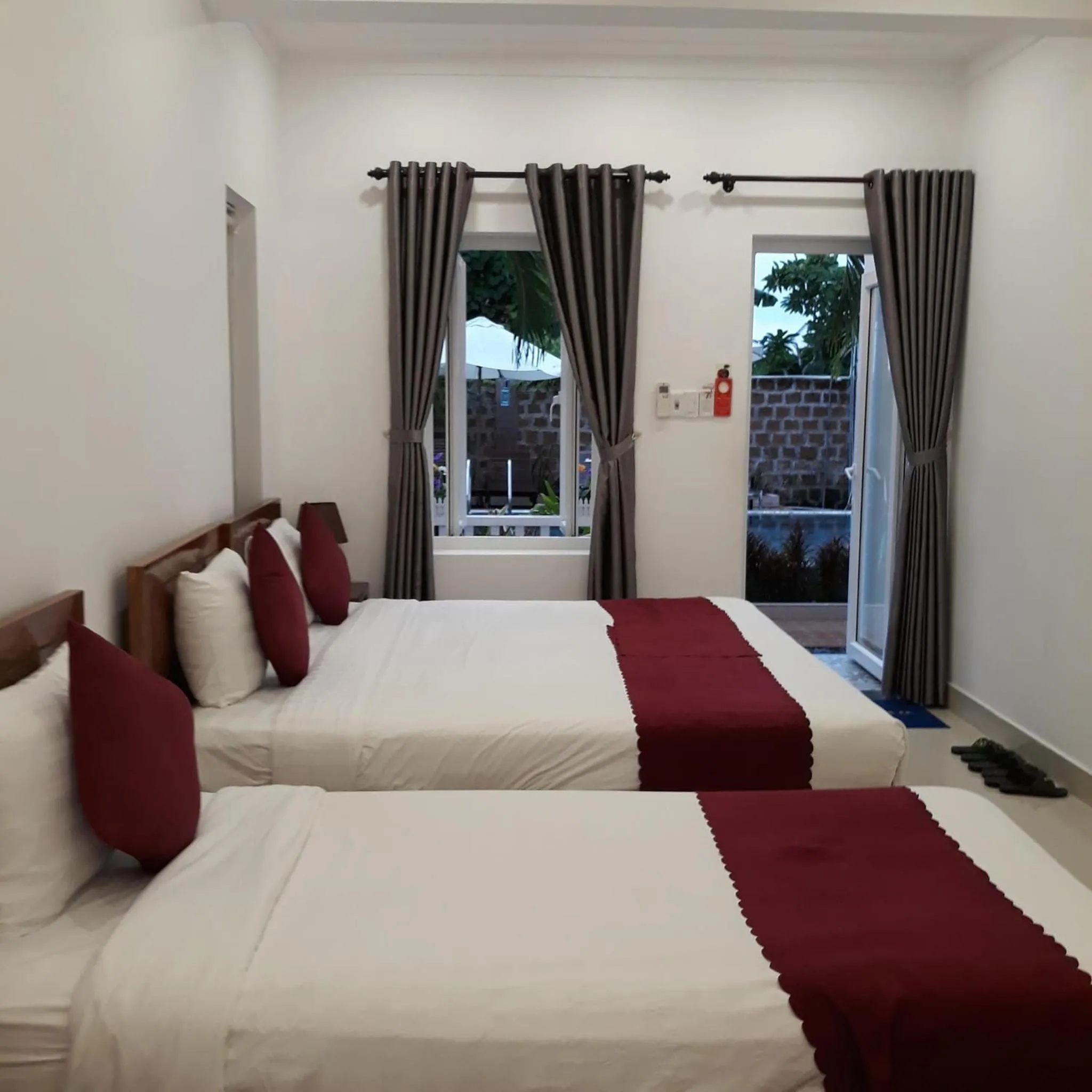 Bed in Red House Homestay - Villa