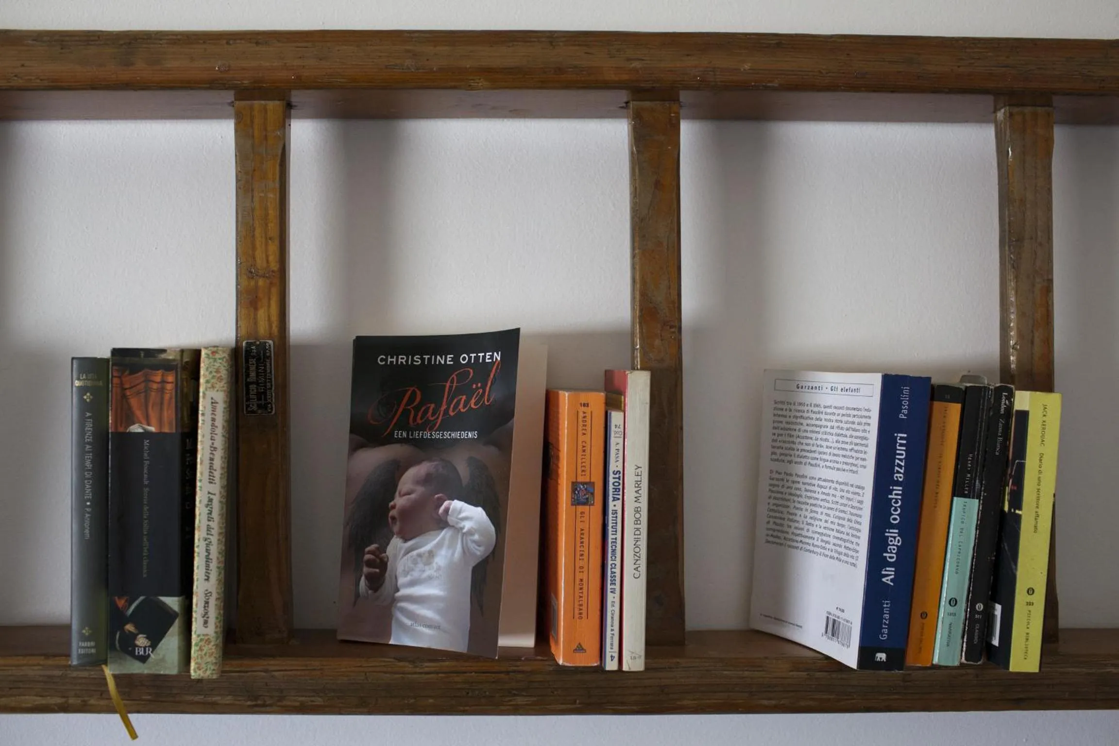 Decorative detail in Area 12 BB