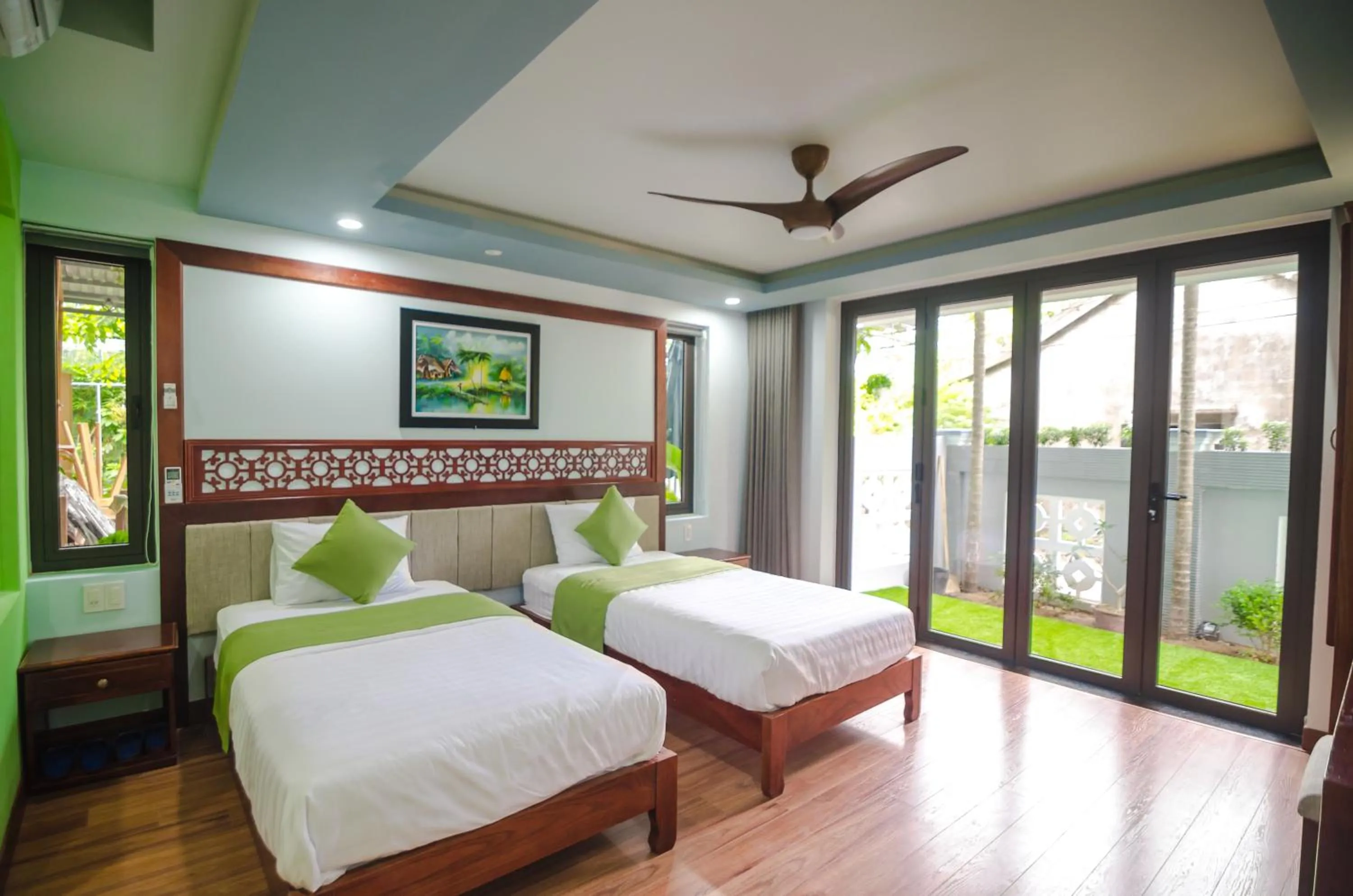 Bedroom, Bed in Tue Tam Garden Villa