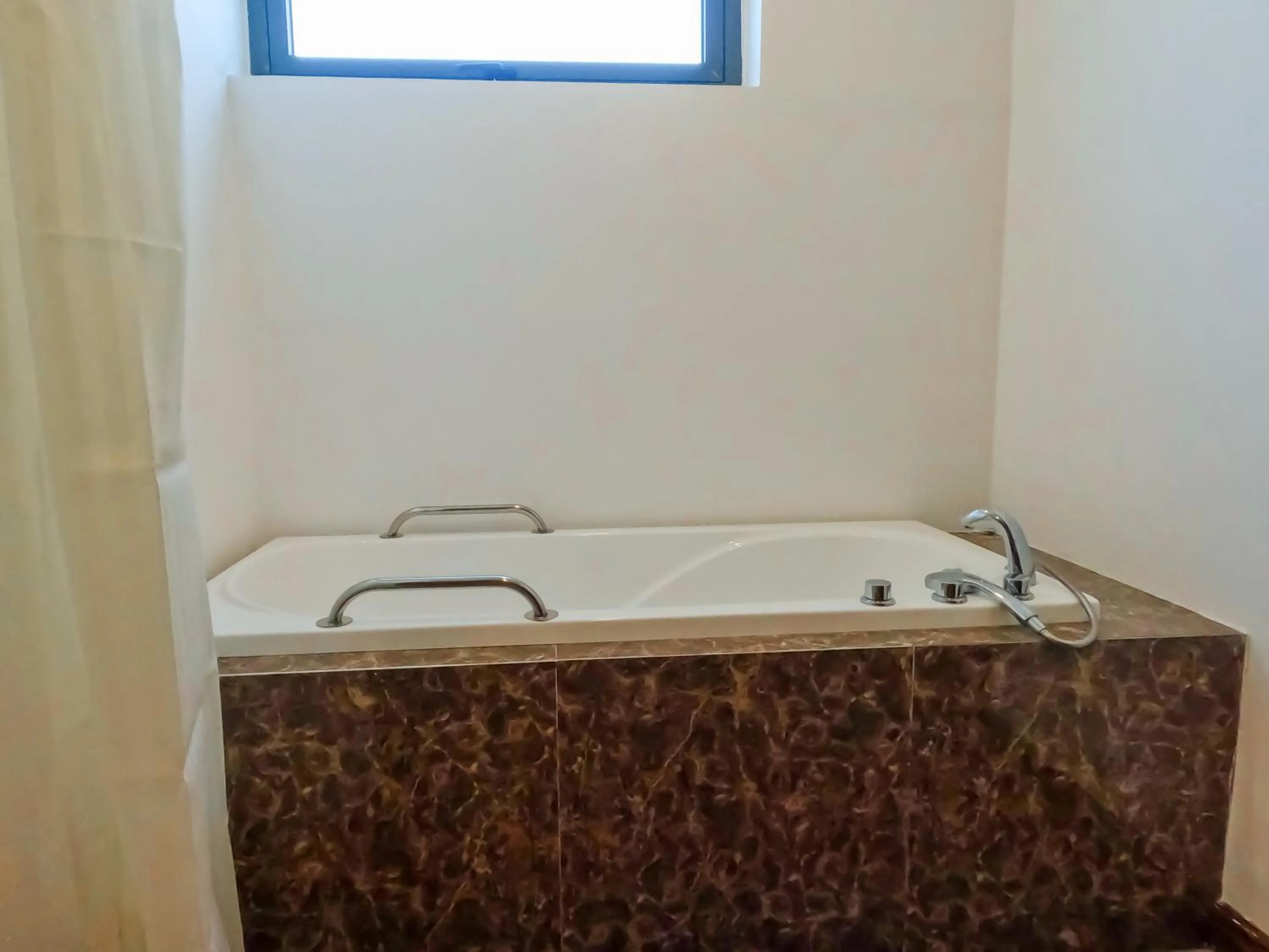 Bathroom in Benzen Villas Nha Trang