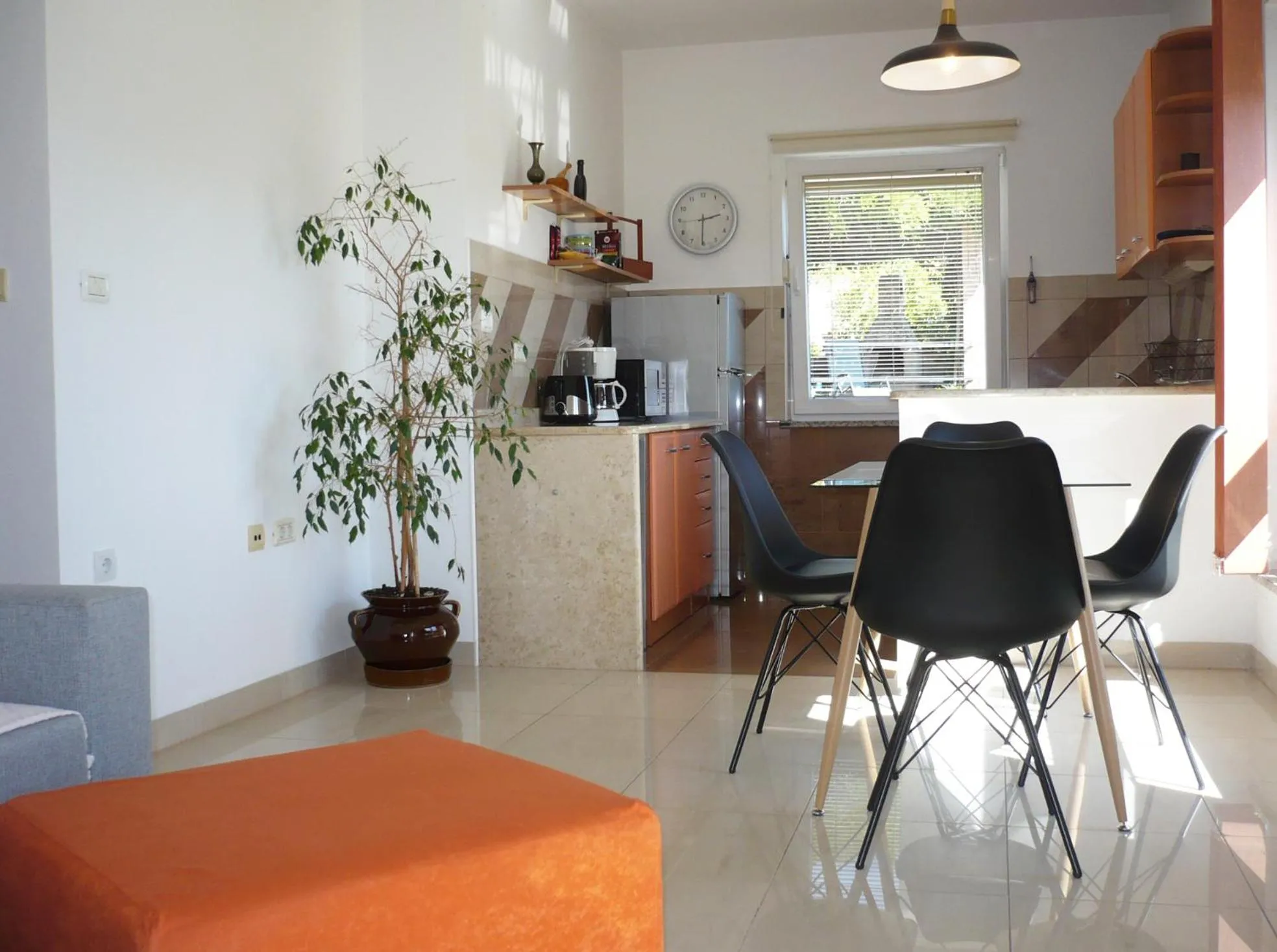 One-Bedroom Apartment with Balcony (Blue) - single occupancy in Apartments Karmen Pula