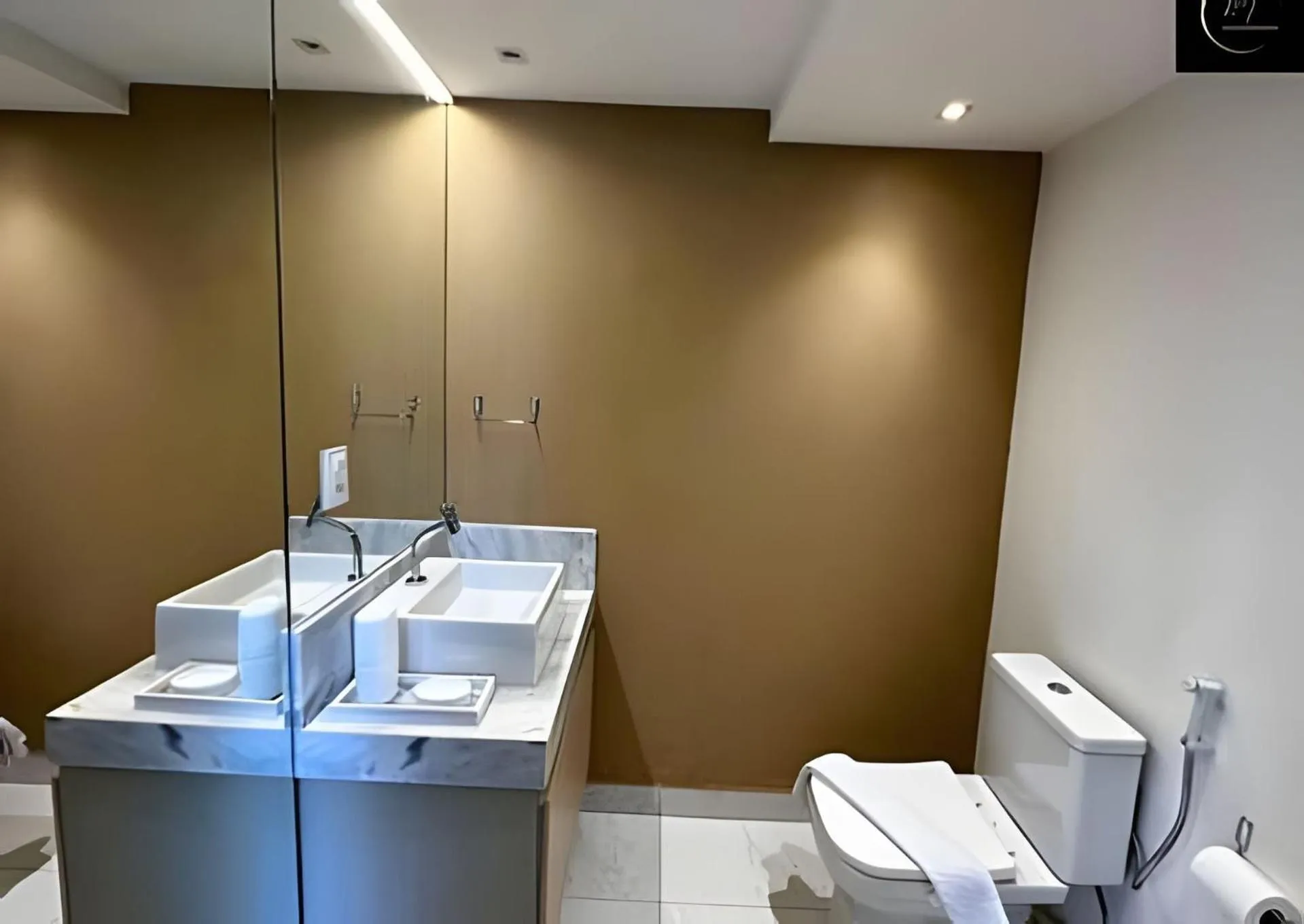 LM Unity Cabo branco