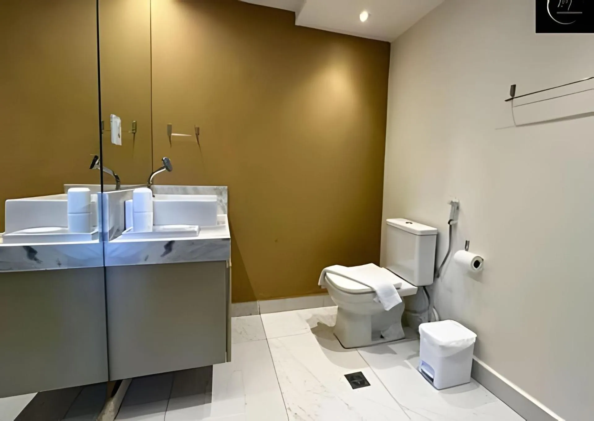 LM Unity Cabo branco