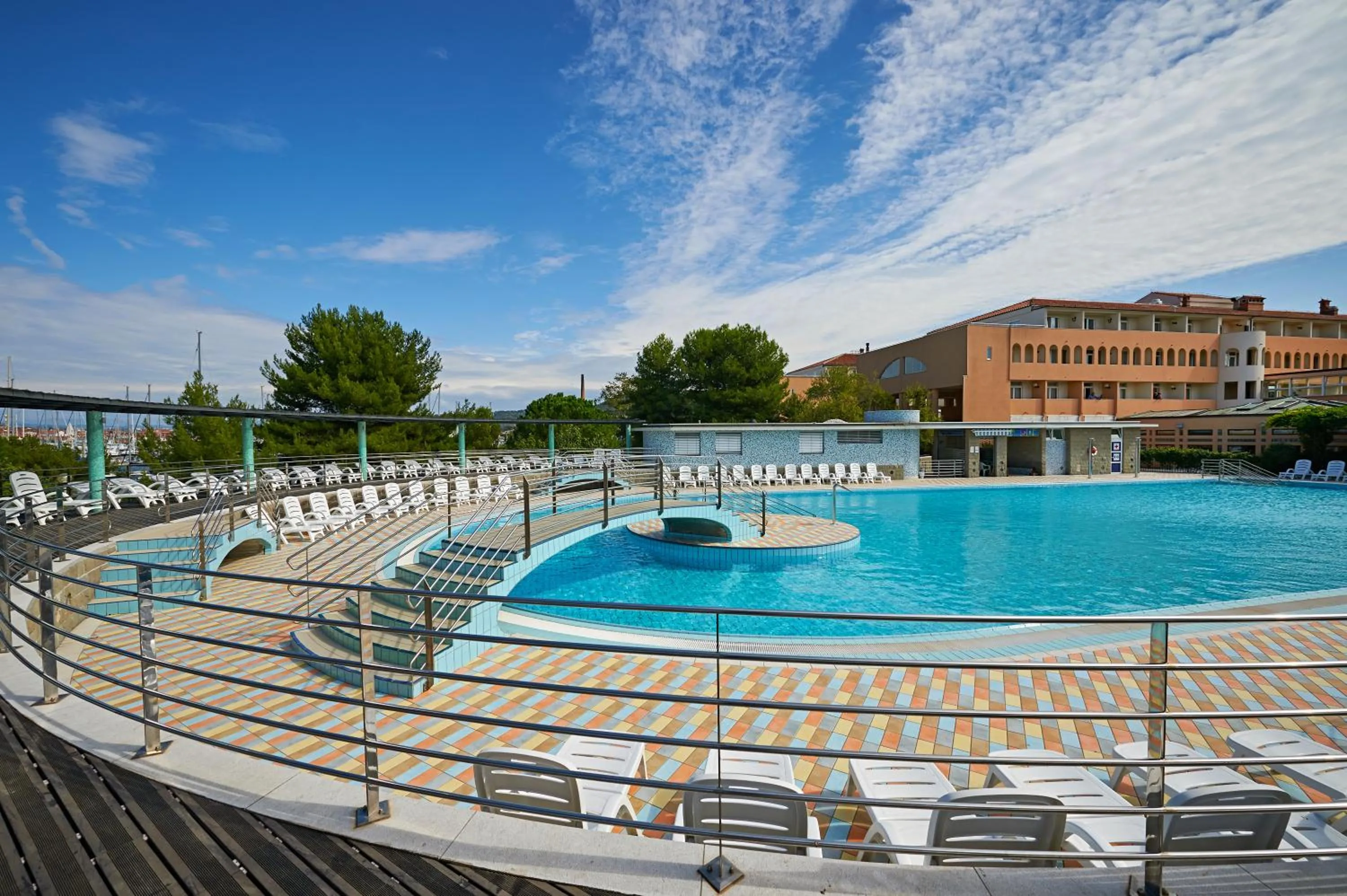Property building in Hotel Delfin