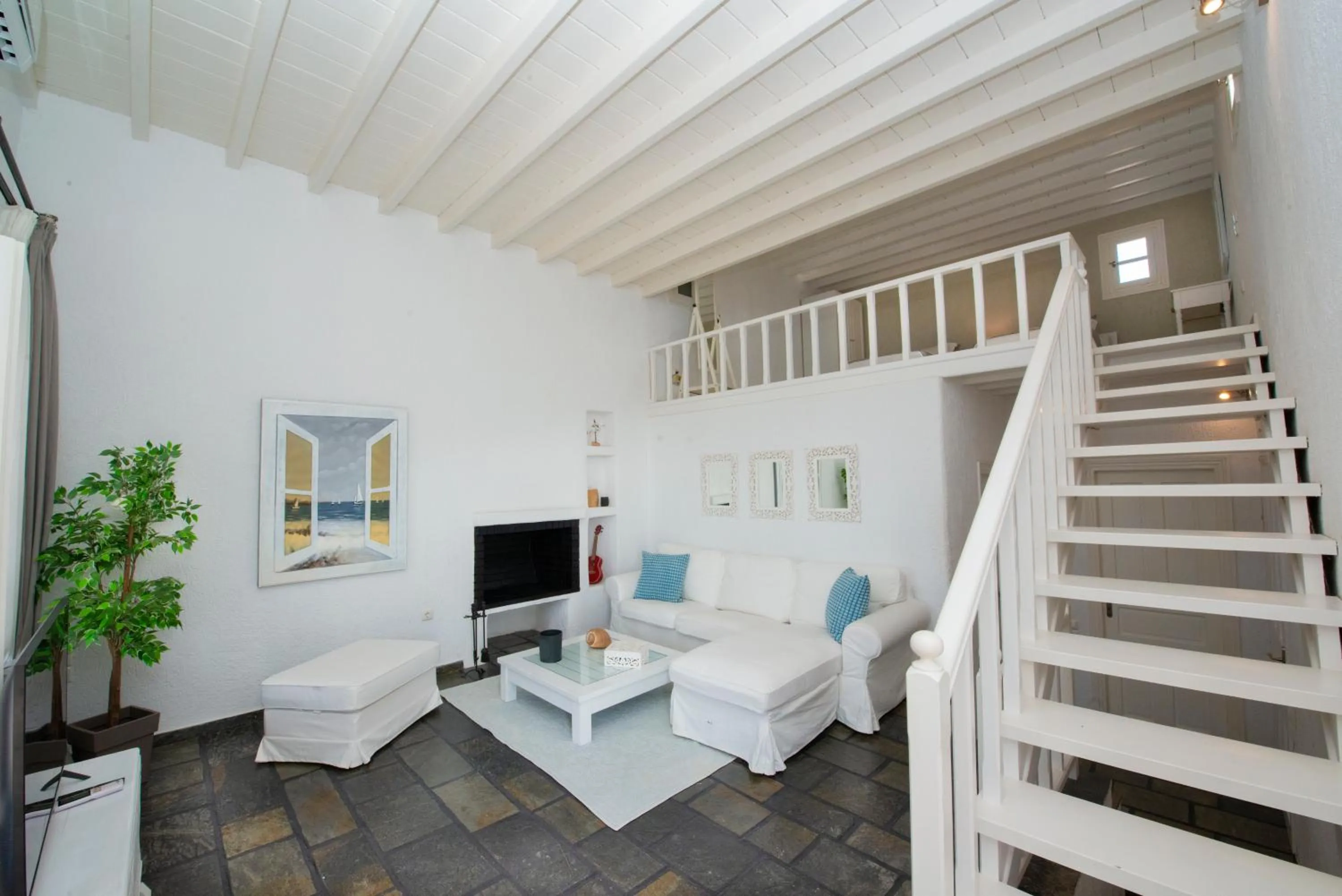 TV and multimedia in Thalasses Villas