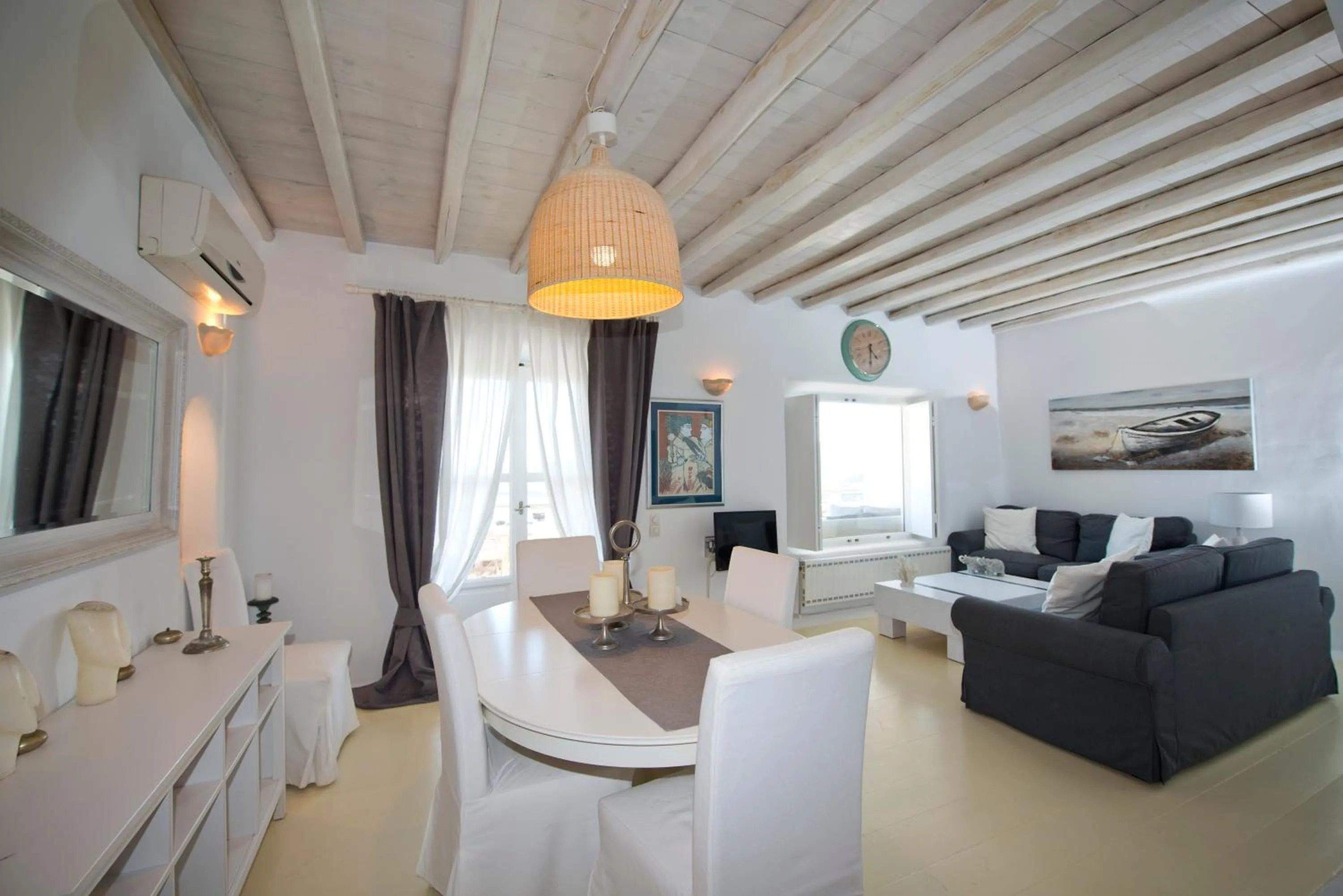 TV and multimedia in Thalasses Villas