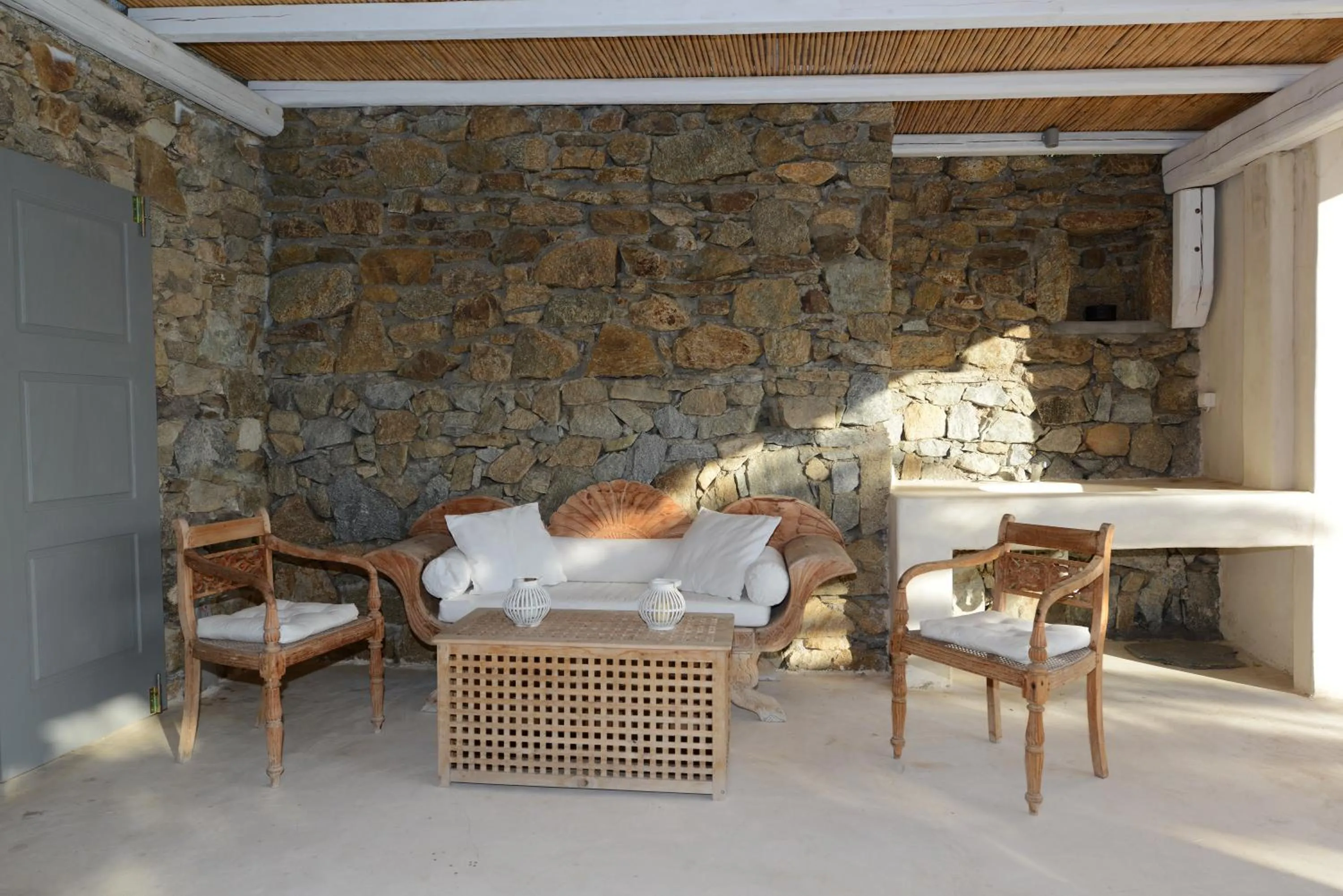 Seating area in Thalasses Villas