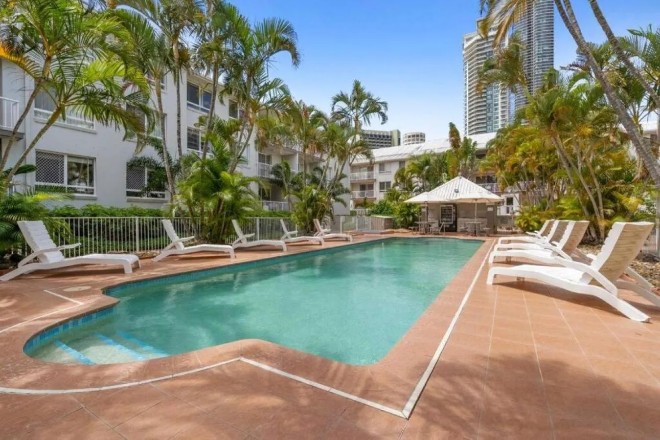 Bay Lodge - Private Apartments Hosted by Coastal Letting Co.