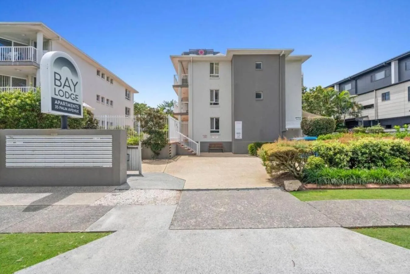 Bay Lodge - Private Apartments Hosted by Coastal Letting Co.