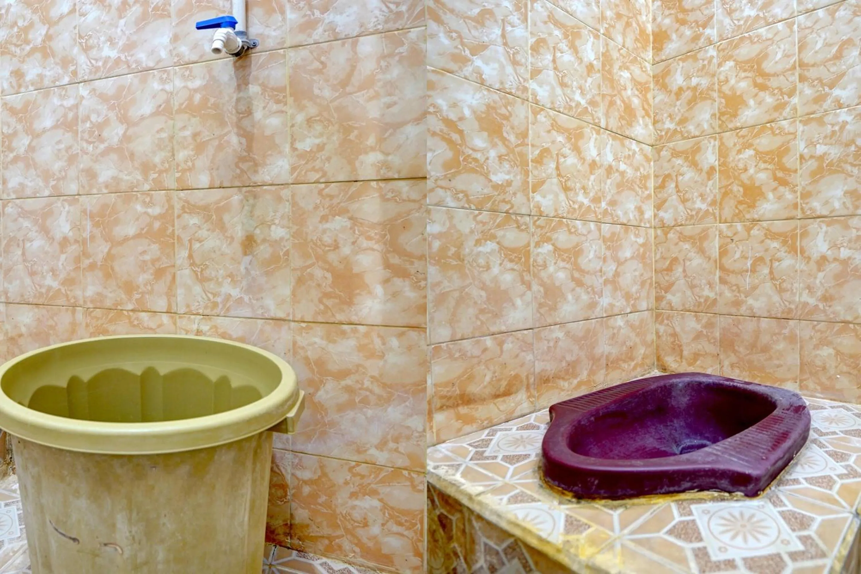 Bathroom in Hotel O Anisah Adil Homestay SyariahNearsmart Kampung Desa Pakistaji