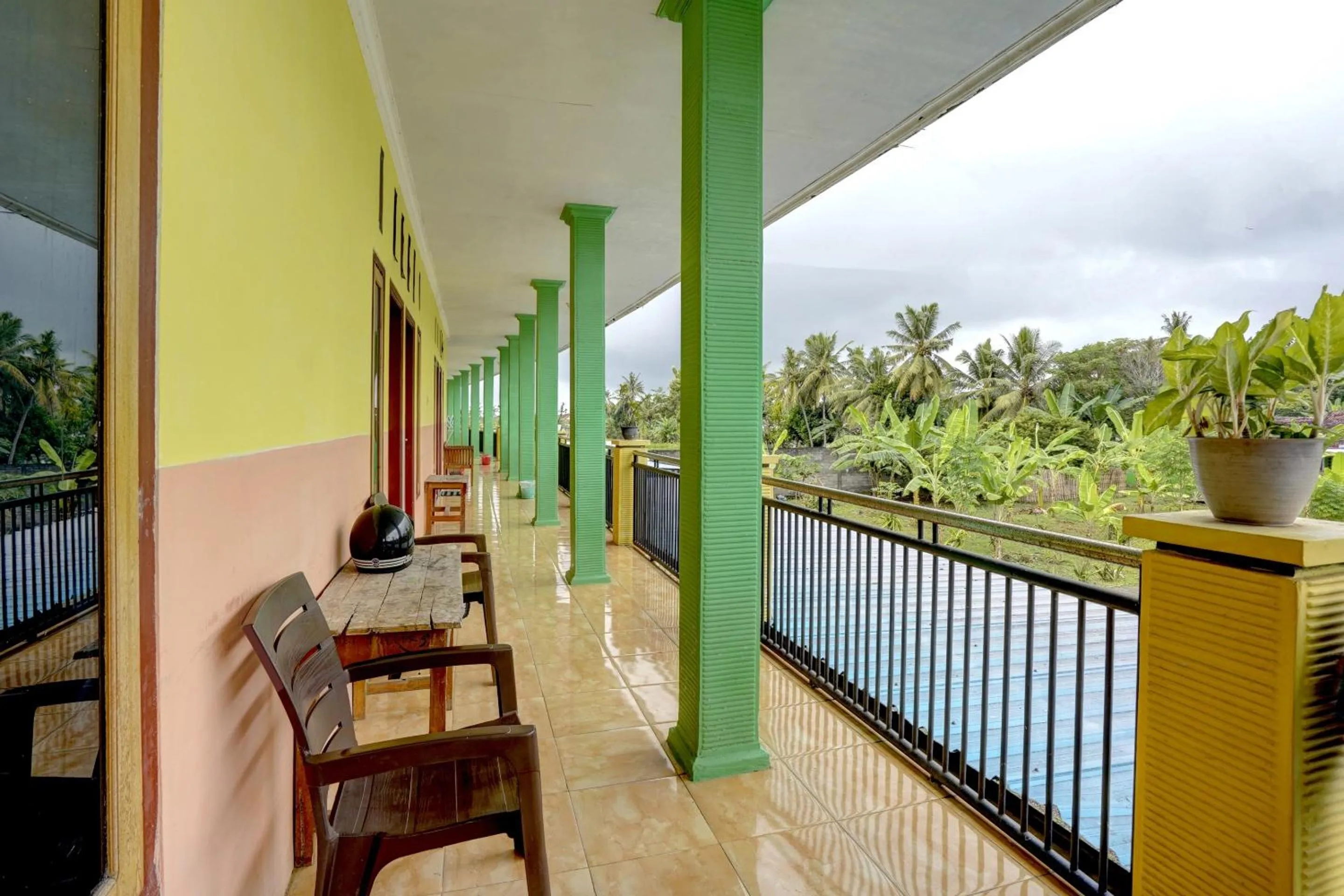 Lobby or reception in Hotel O Anisah Adil Homestay SyariahNearsmart Kampung Desa Pakistaji