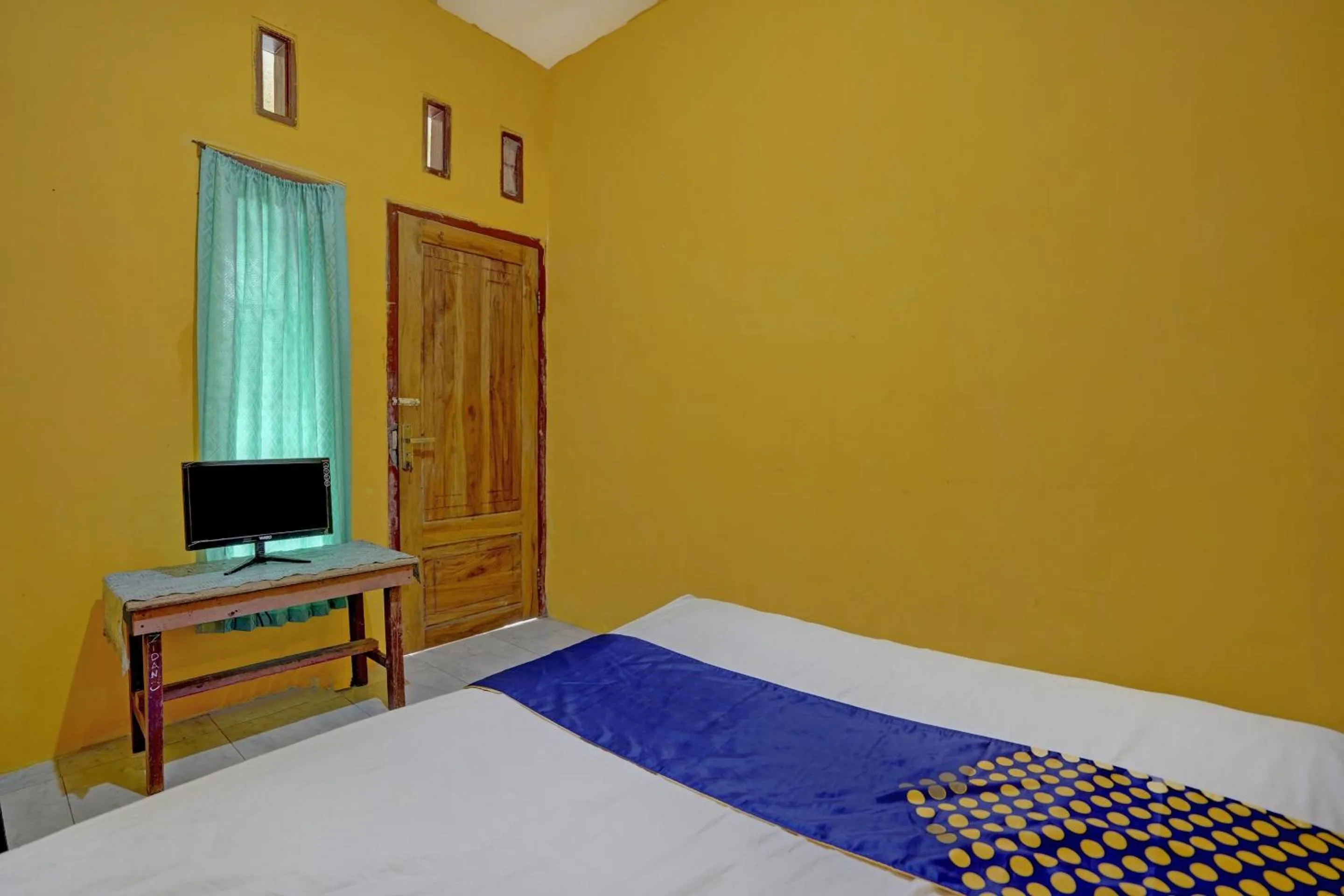 Bedroom, Bed in Hotel O Anisah Adil Homestay SyariahNearsmart Kampung Desa Pakistaji