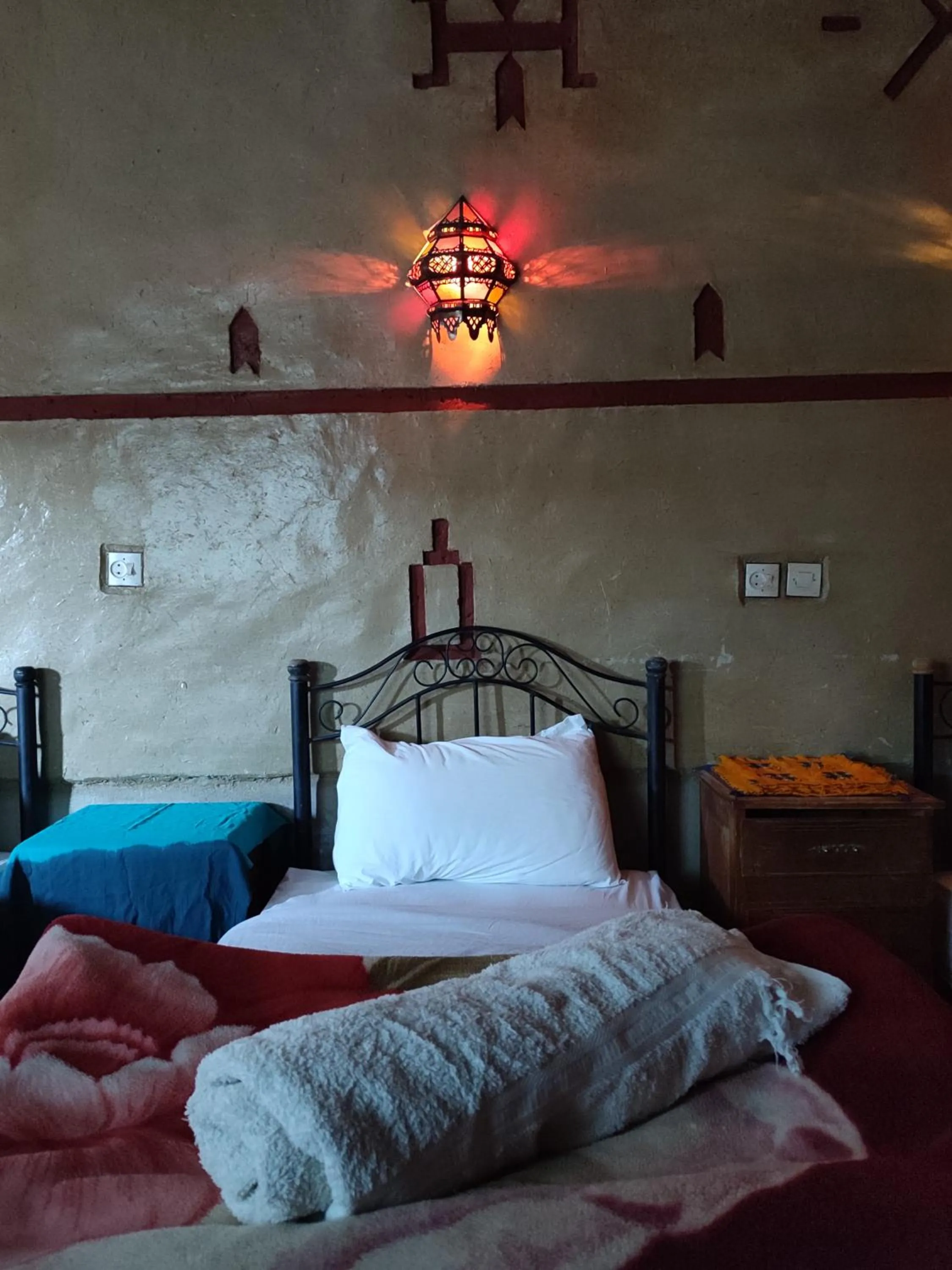 Bed in Auberge restaurant Afoud