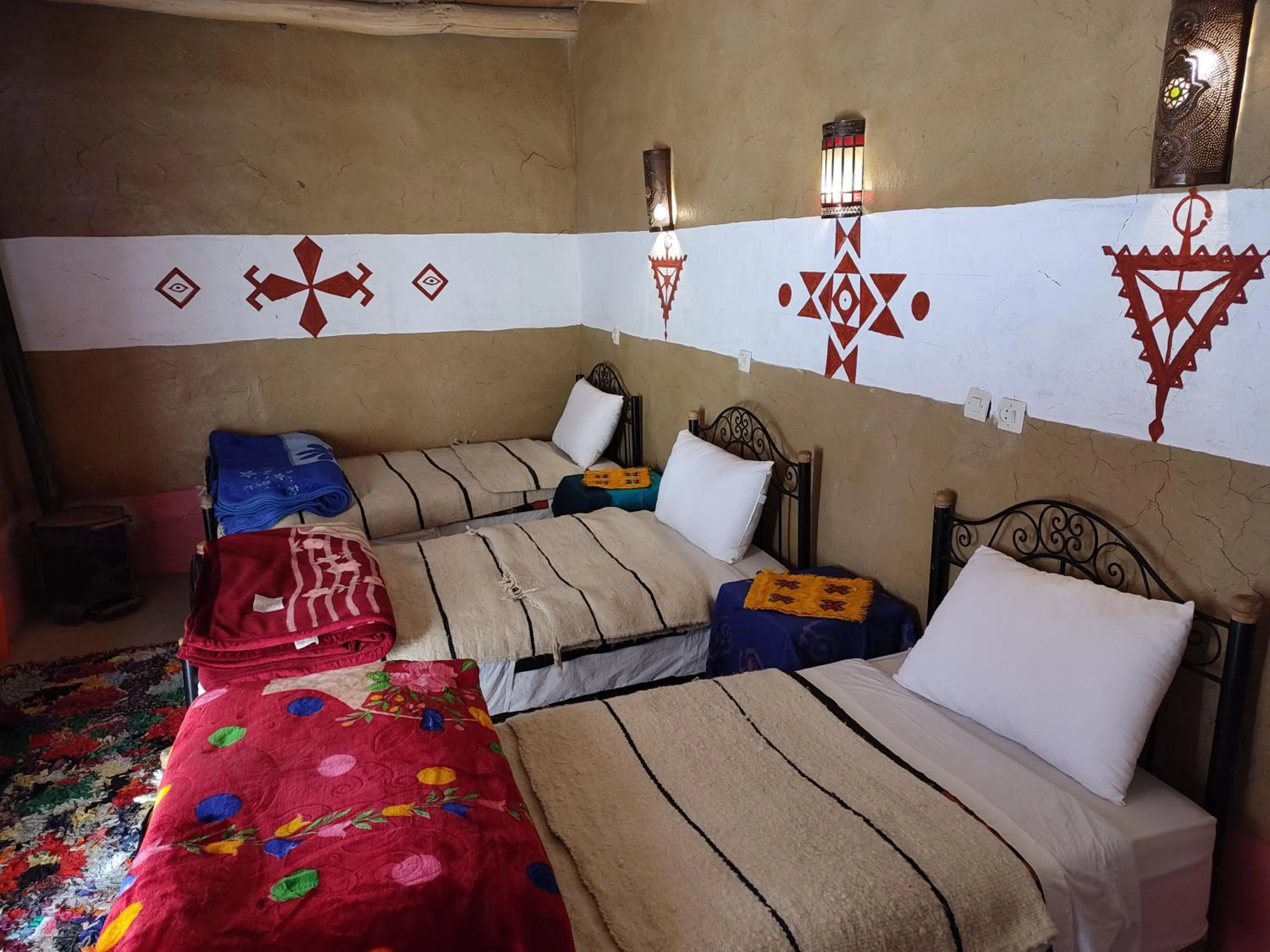 Bed in Auberge restaurant Afoud