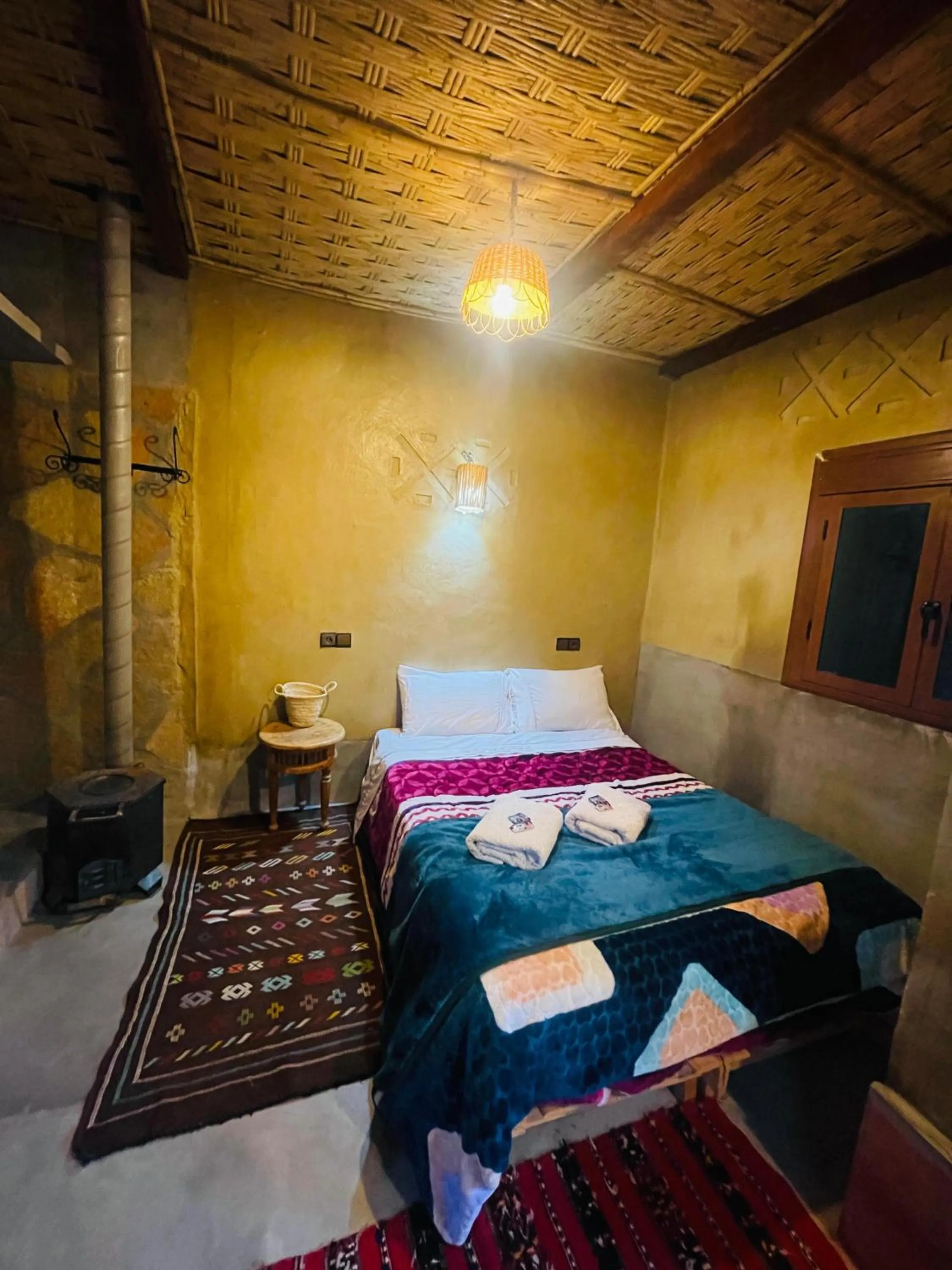 Bed in Auberge restaurant Afoud