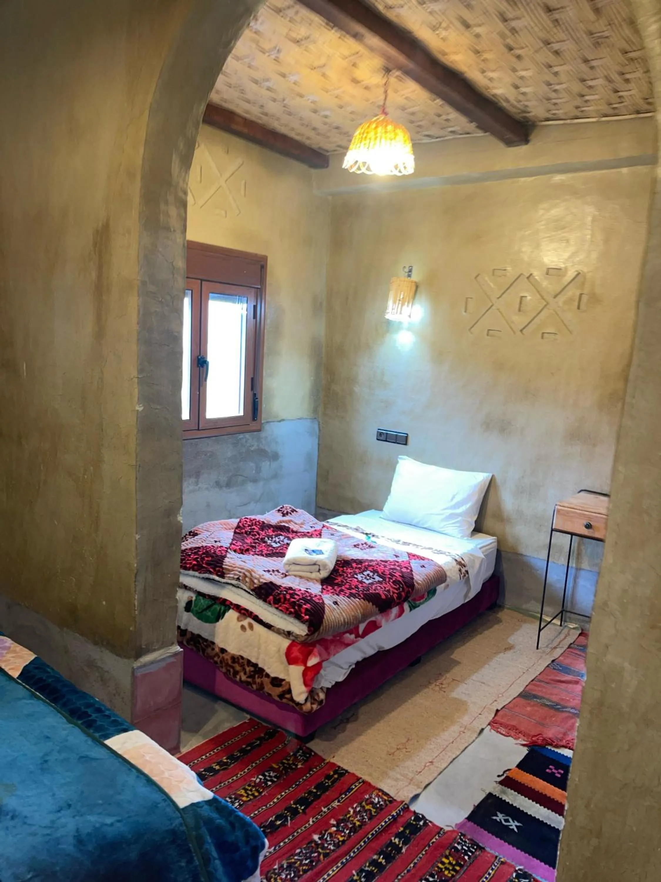 Bed in Auberge restaurant Afoud