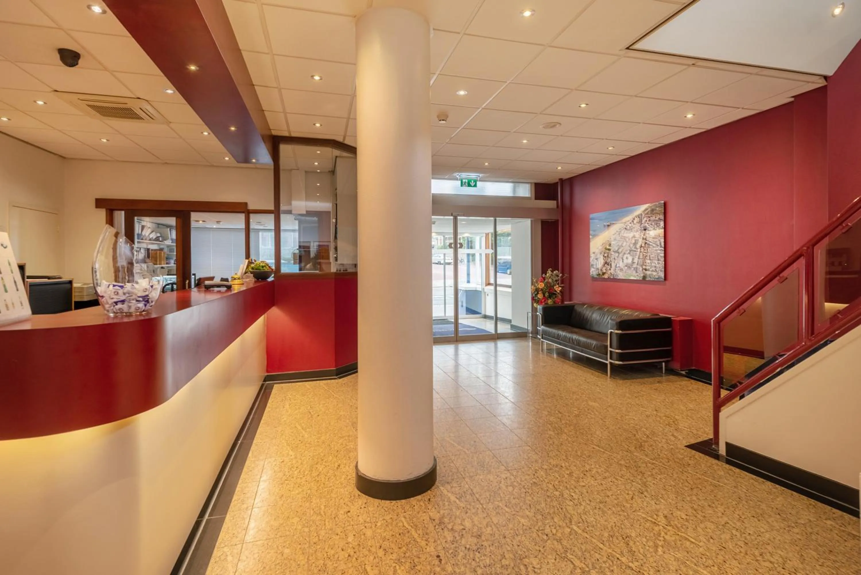 Lobby or reception in Badhotel The Hague Scheveningen