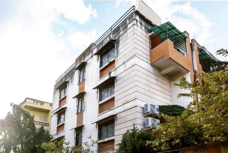 Facade/entrance in Hotel O Eon Studio Apartments