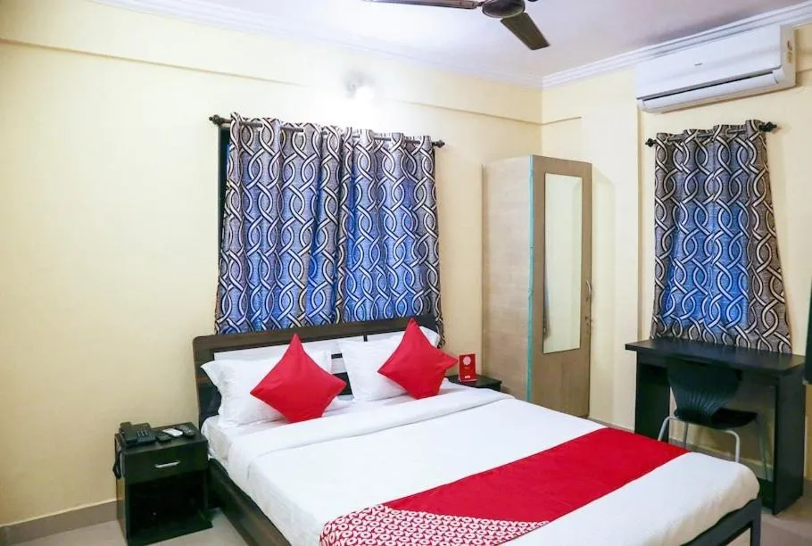 Facade/entrance in Hotel O Eon Studio Apartments