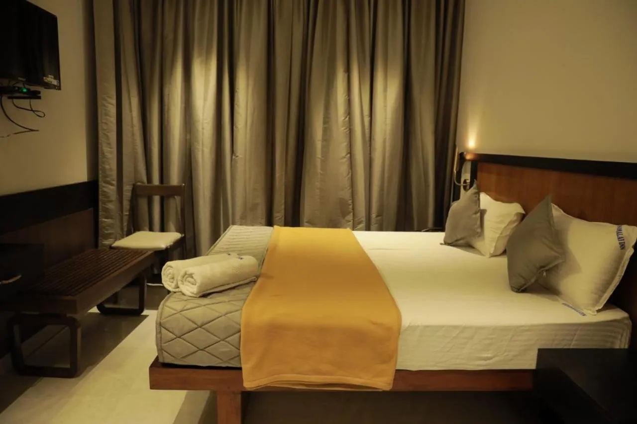 Bed in ARUNACHALA INN