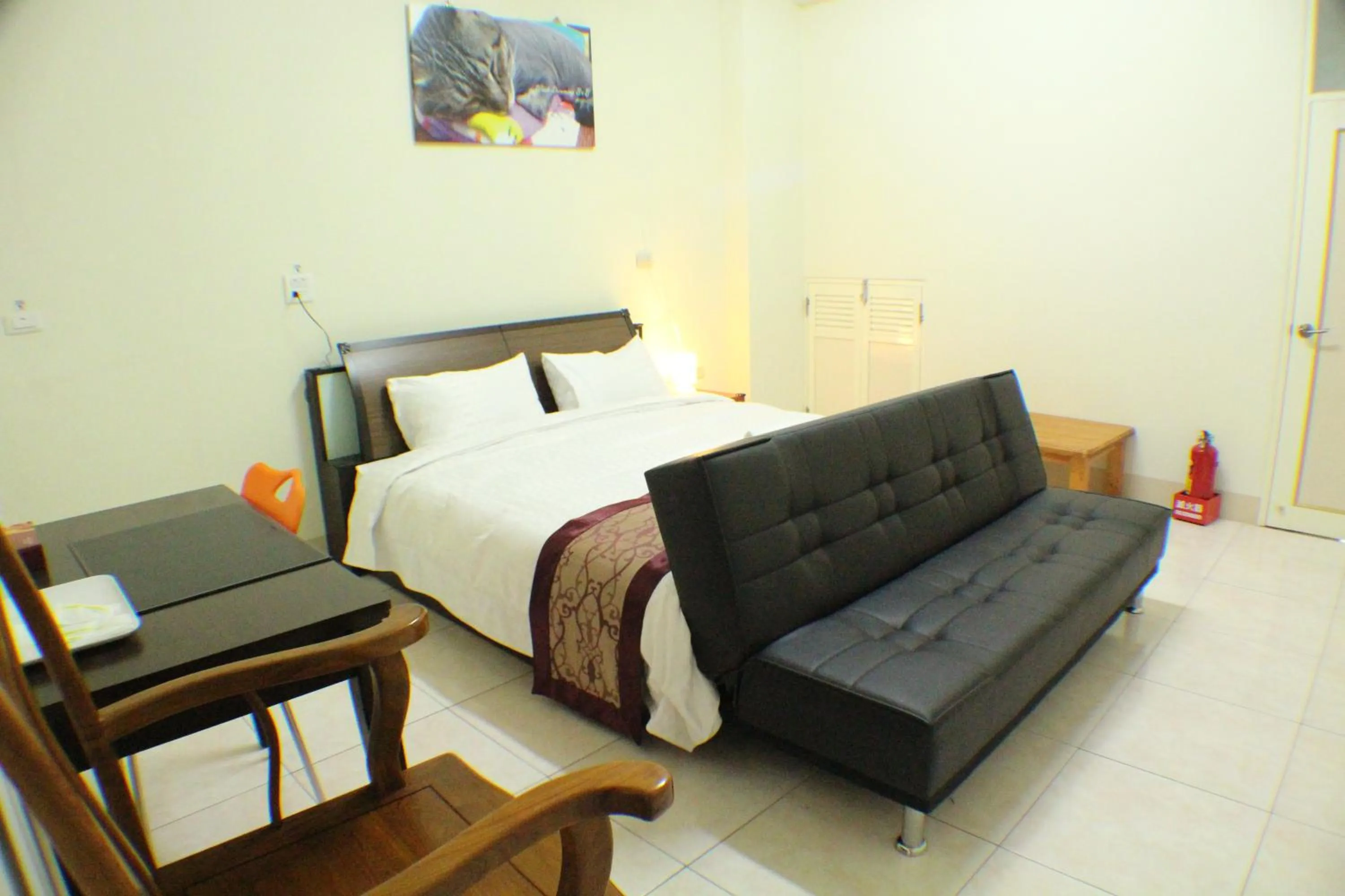 Photo of the whole room, Bed in Wish Dream