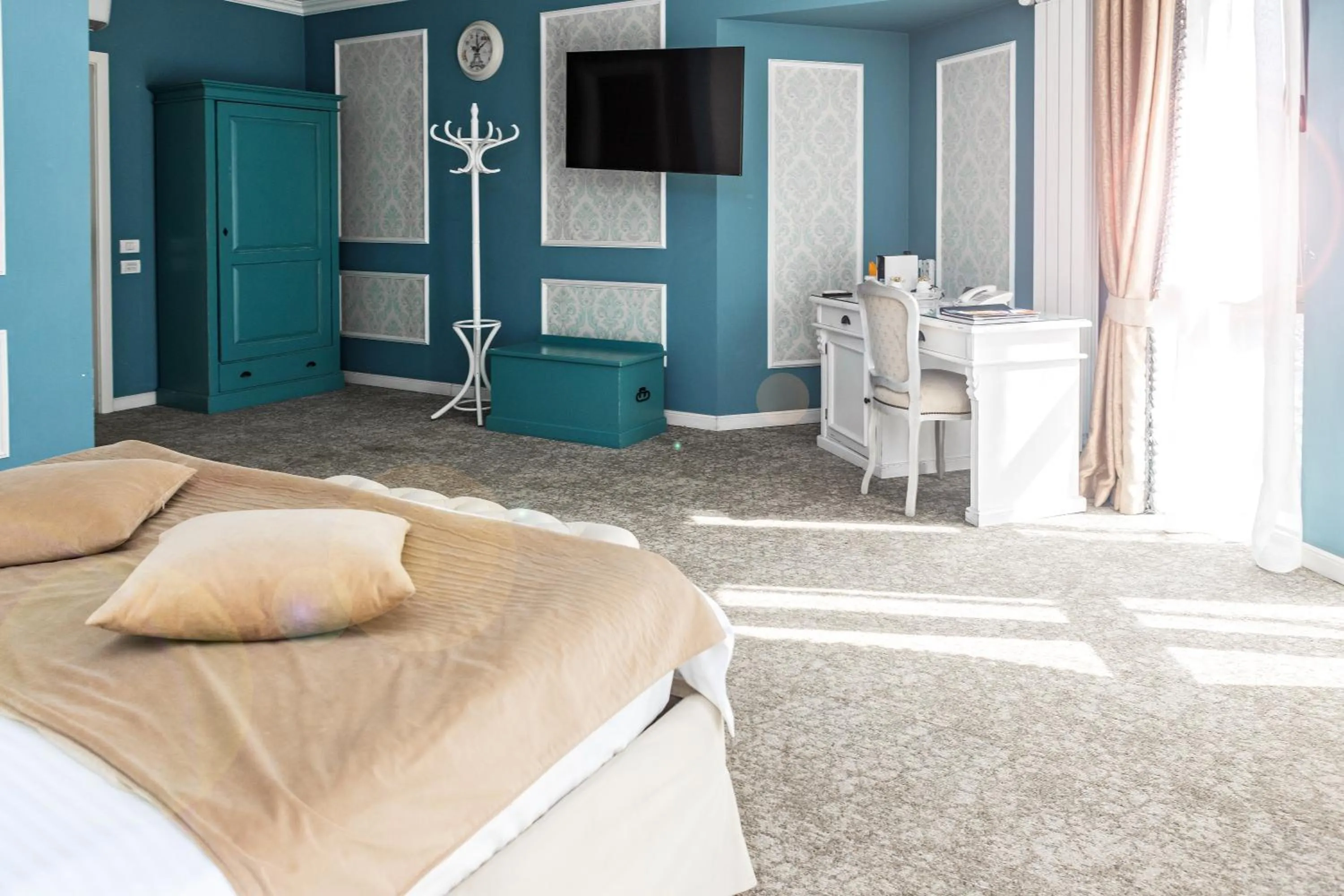 Photo of the whole room, Bed in Villa Boutique Lafayette