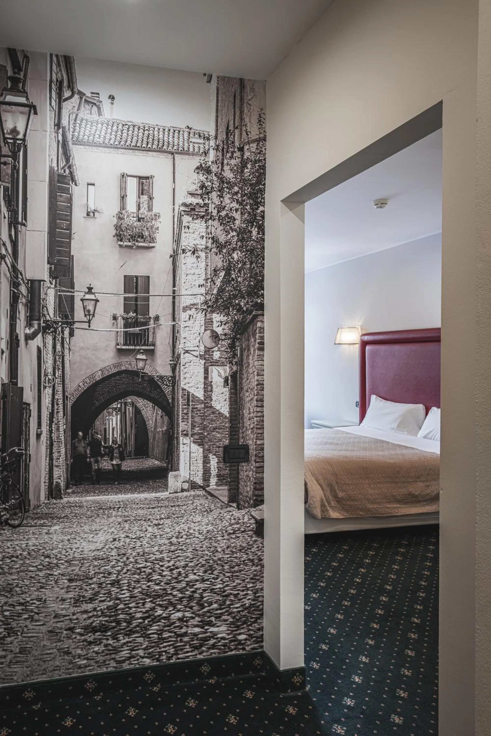 Photo of the whole room, Bed in THE DOME - Panoramic Rooms