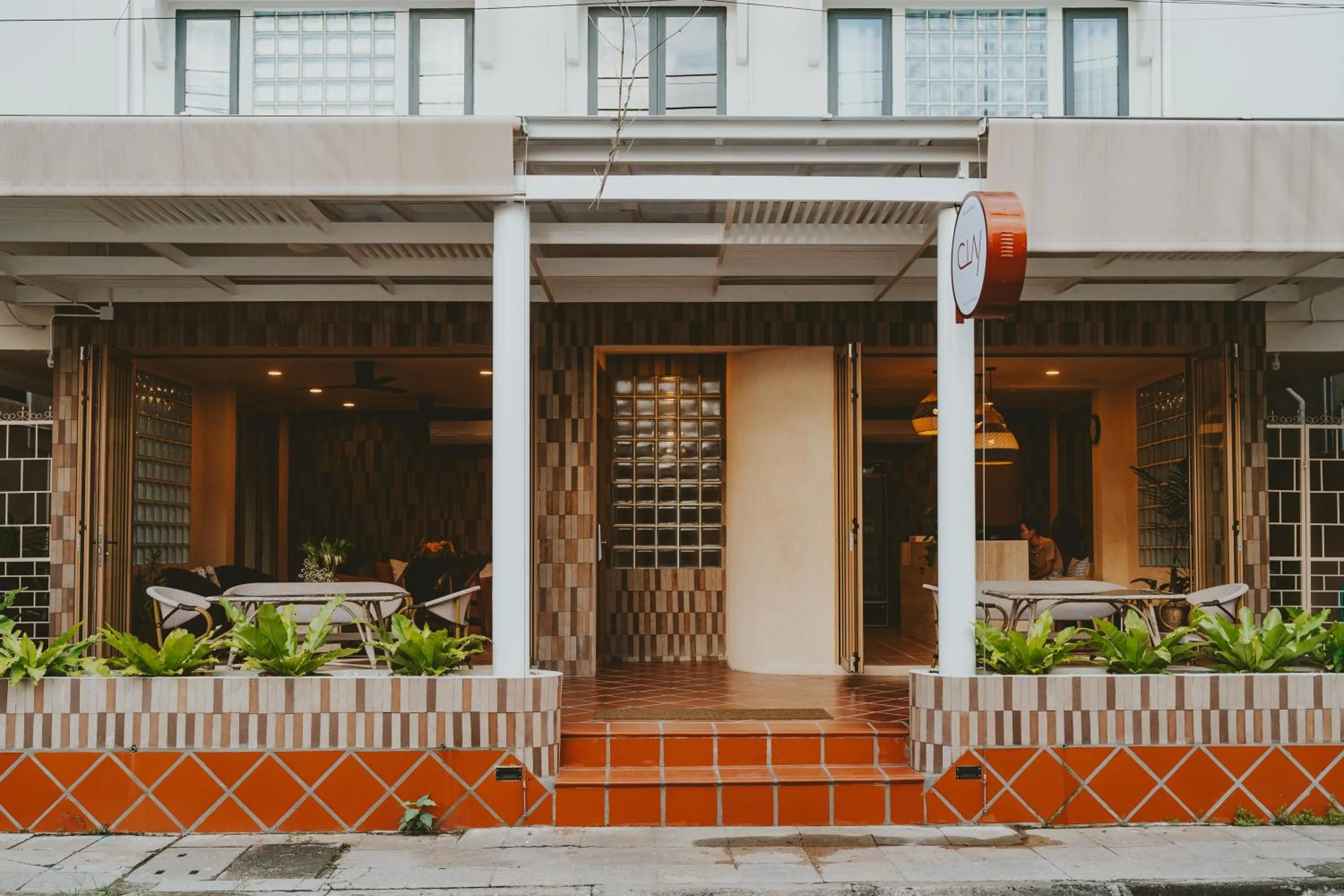 Property building in Hotel Clay Chiang Mai